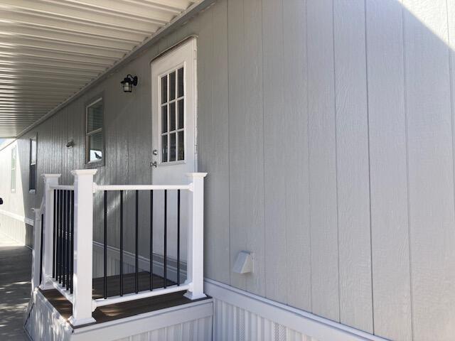 1066 Mustang Trail SE