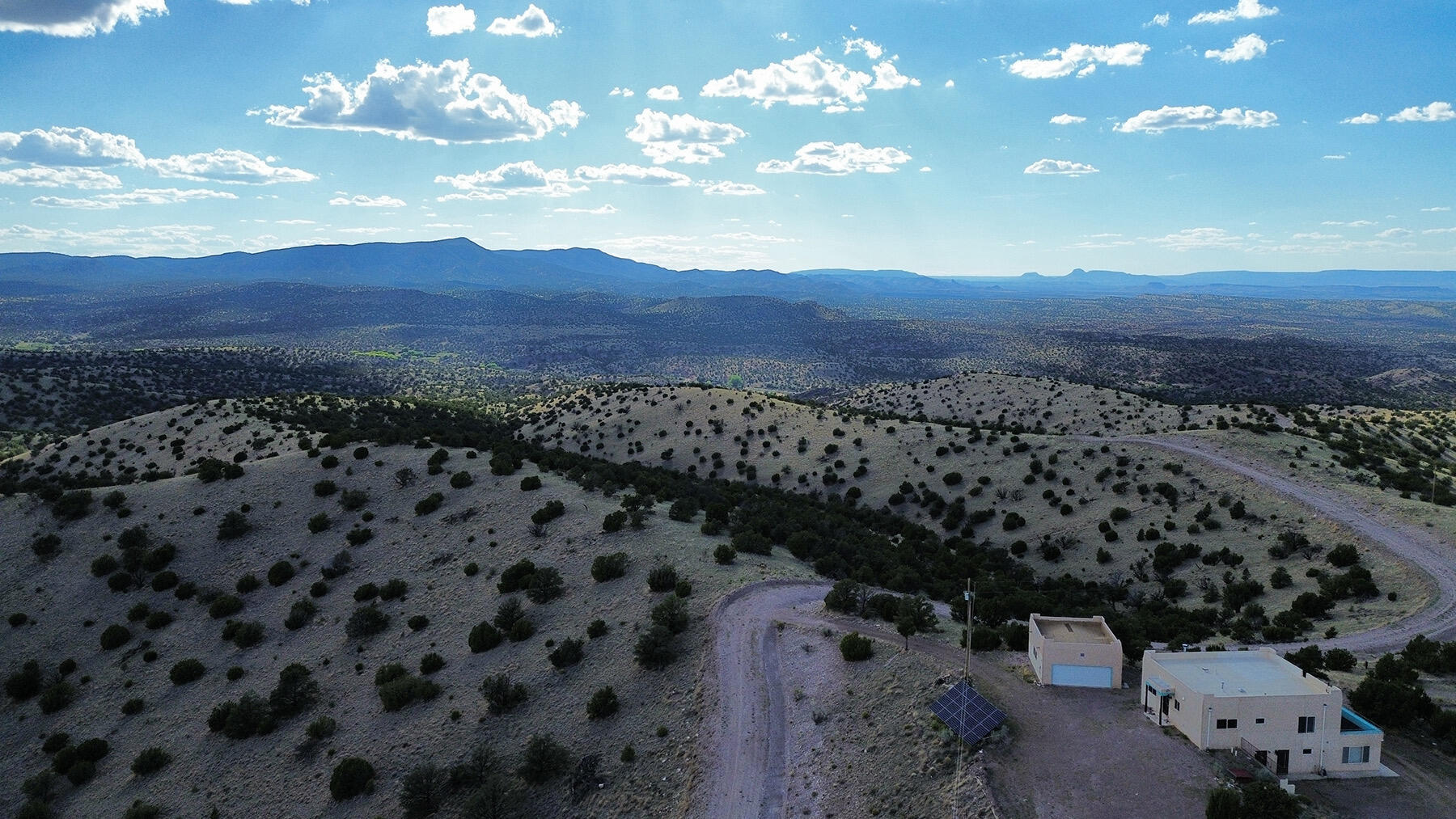 8 Overlook Way