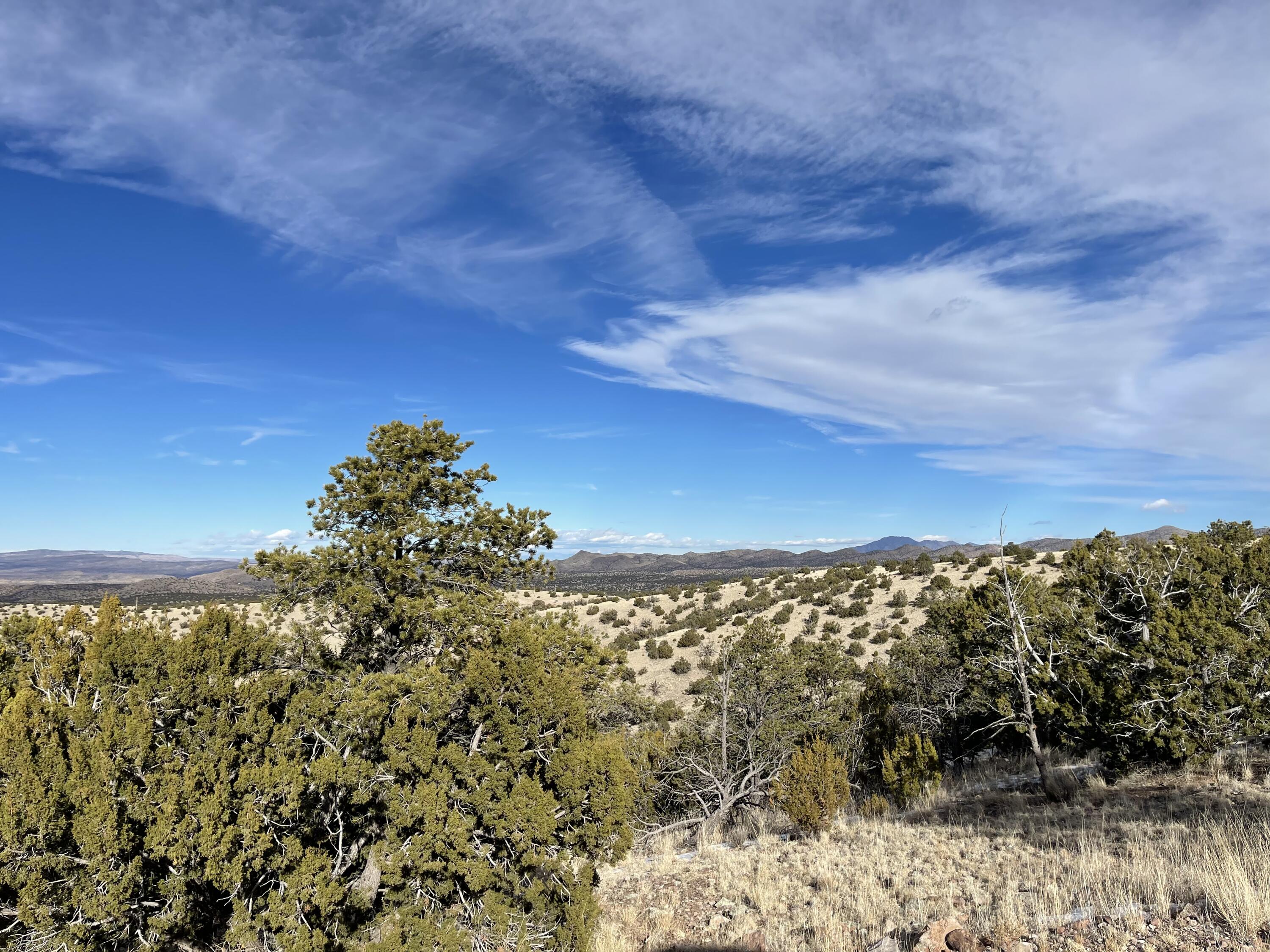8 Overlook Way