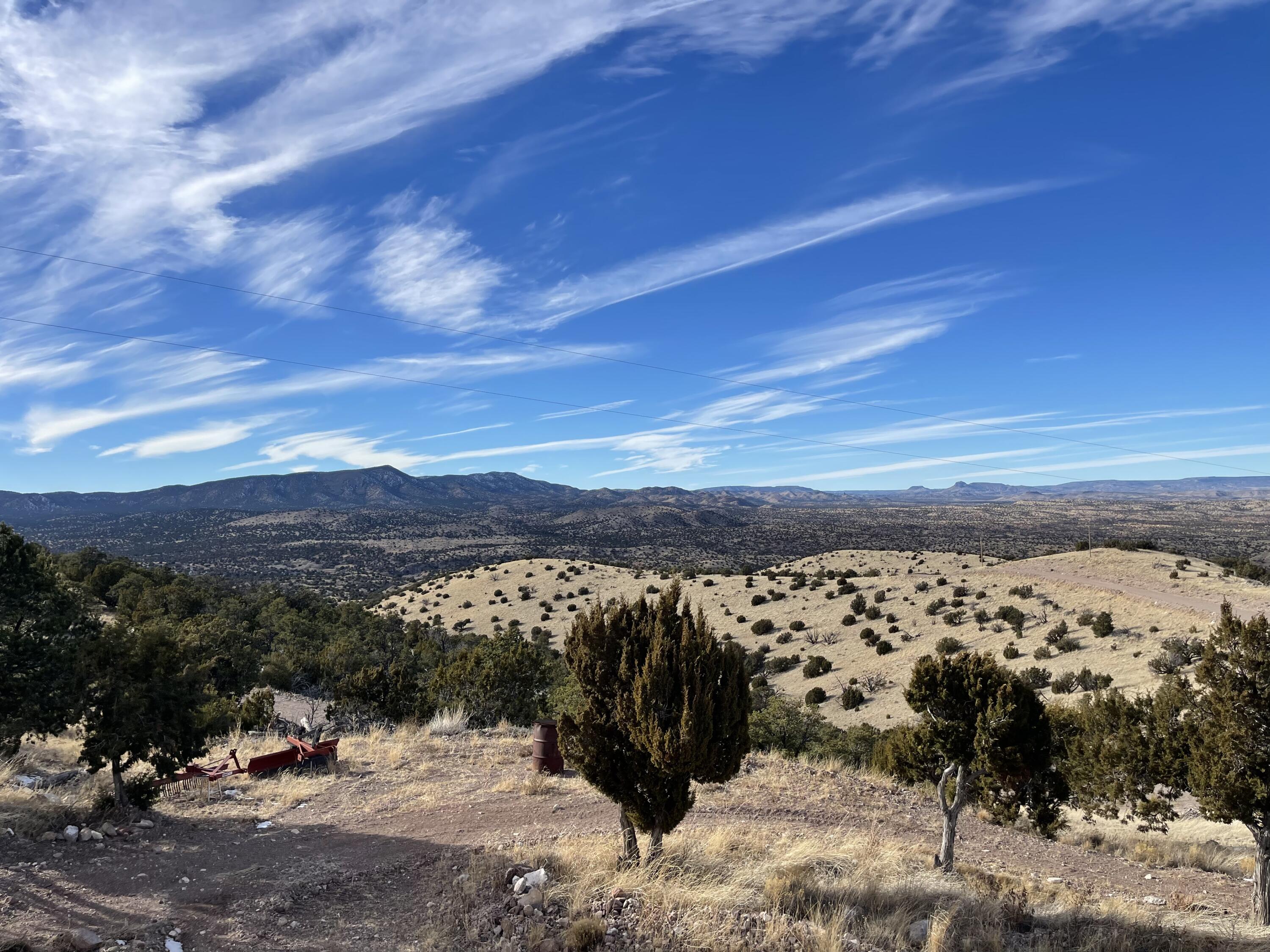 8 Overlook Way