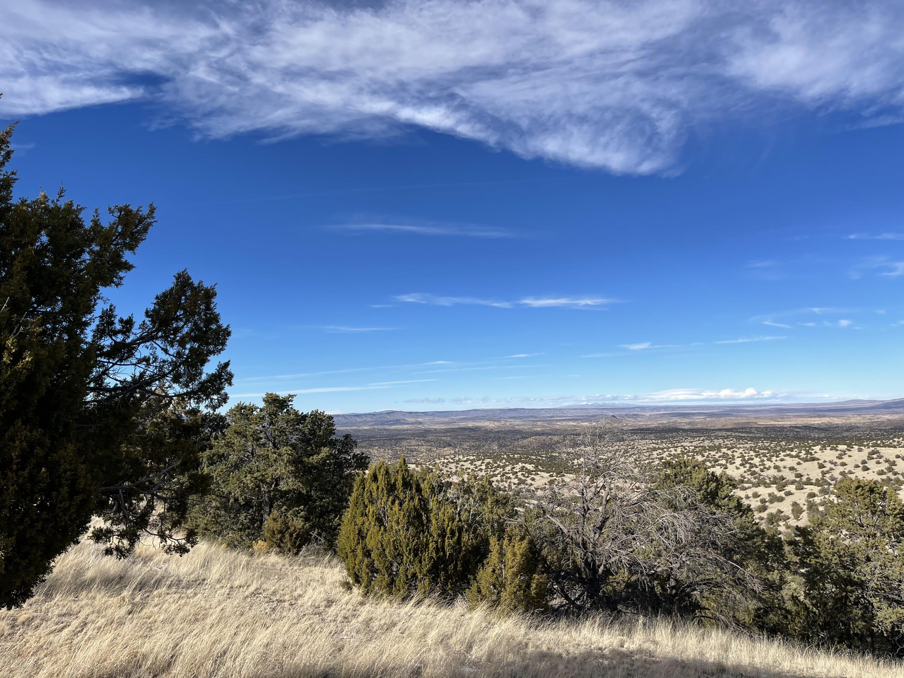 8 Overlook Way