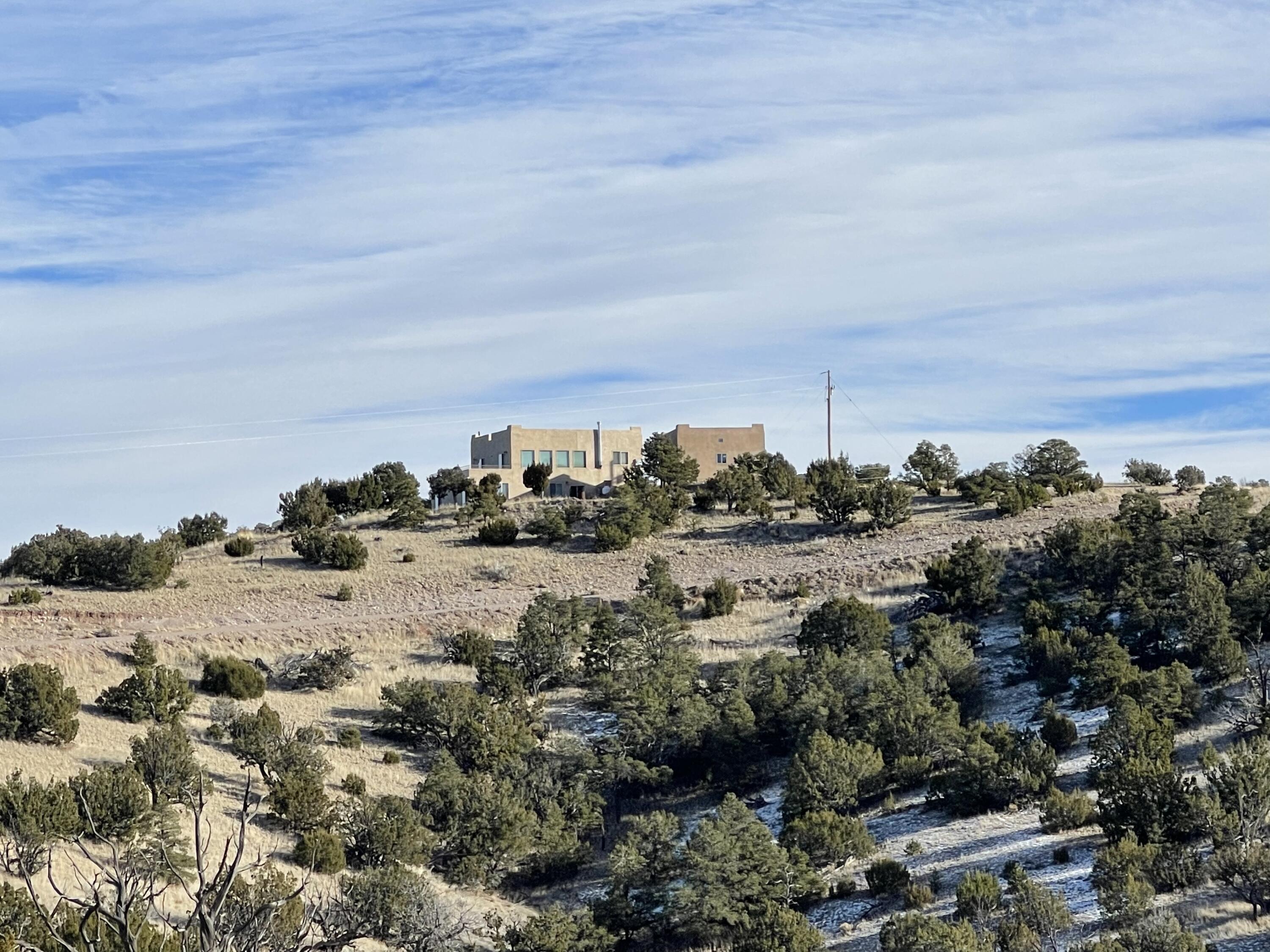 8 Overlook Way