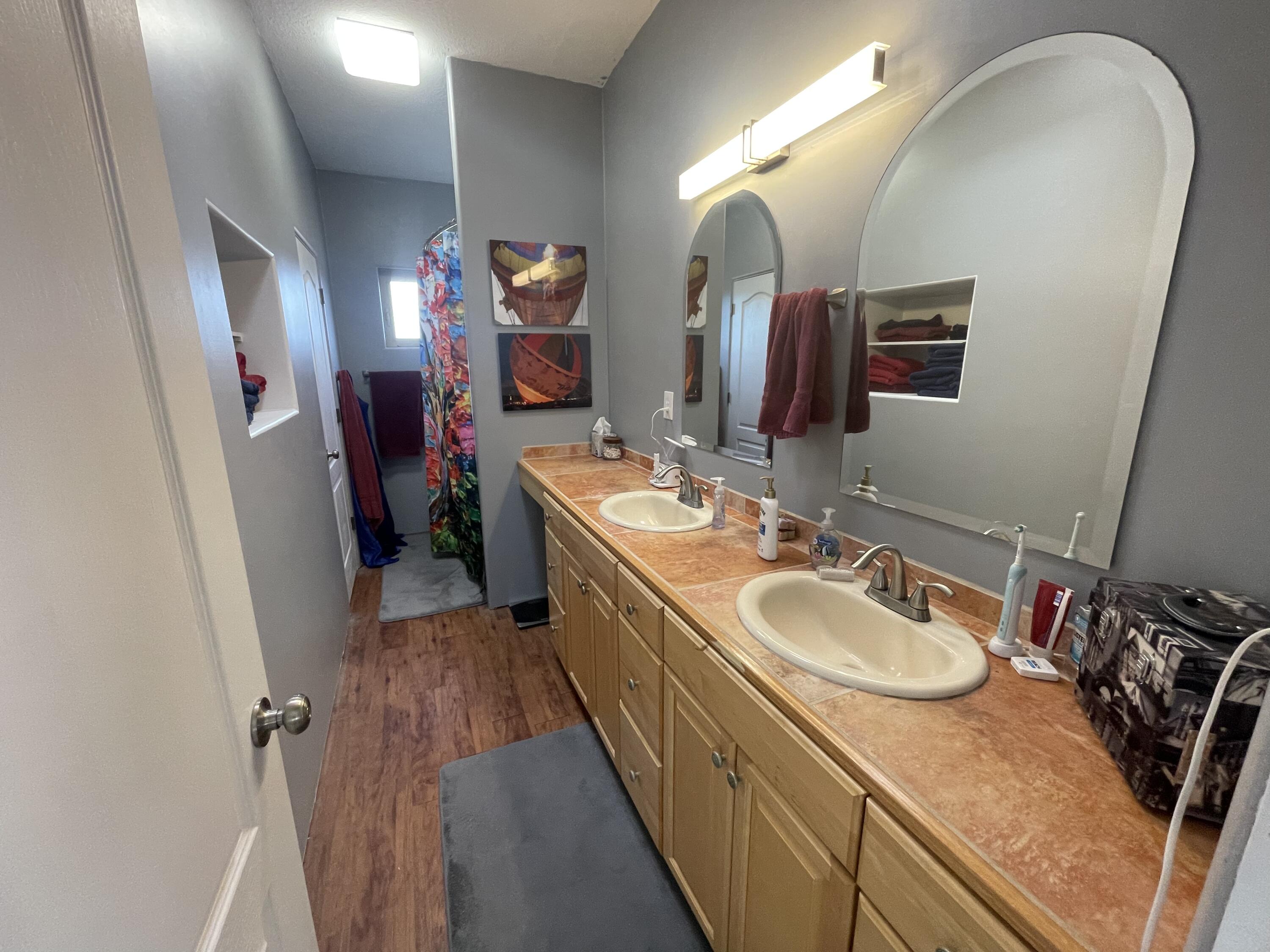 8 Overlook Way