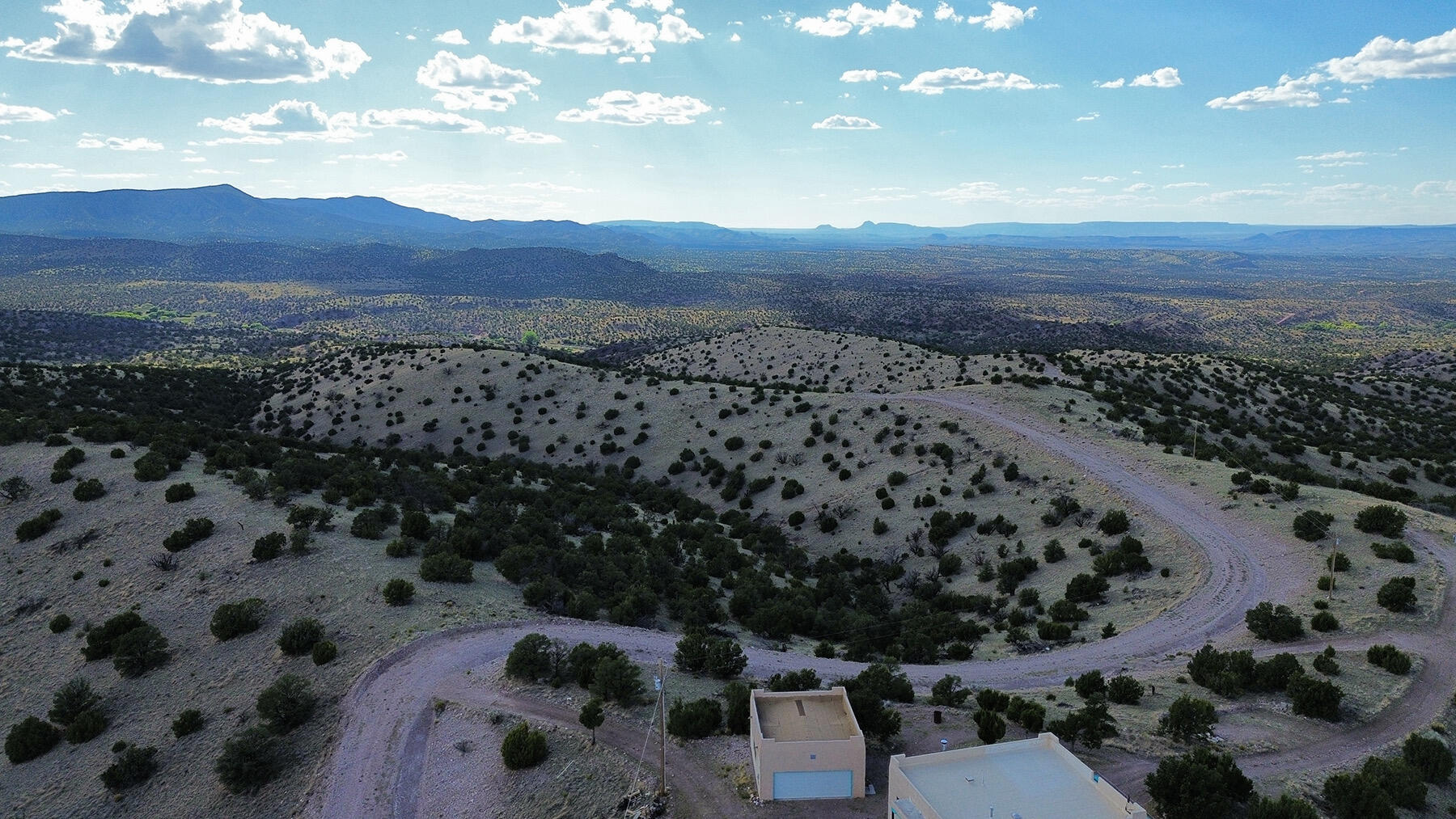 8 Overlook Way