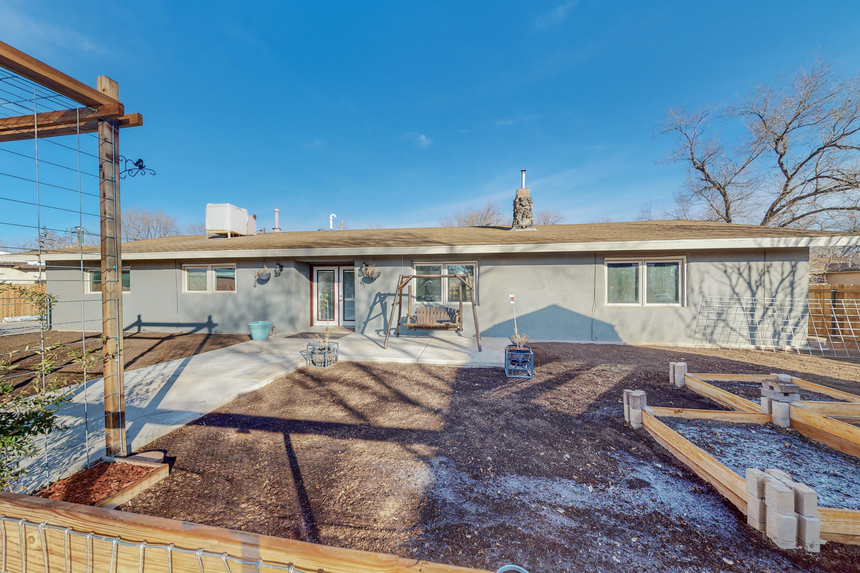 2407 Shasta Road SW