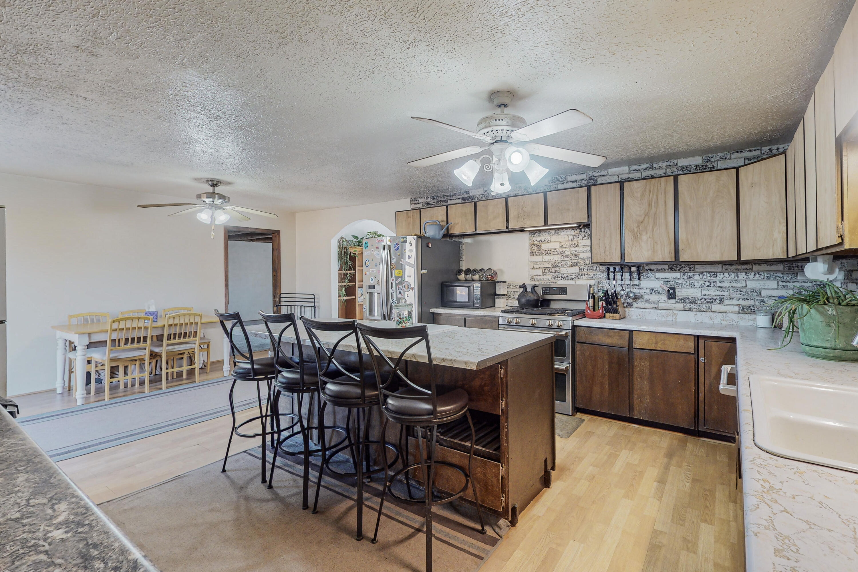2407 Shasta Road SW