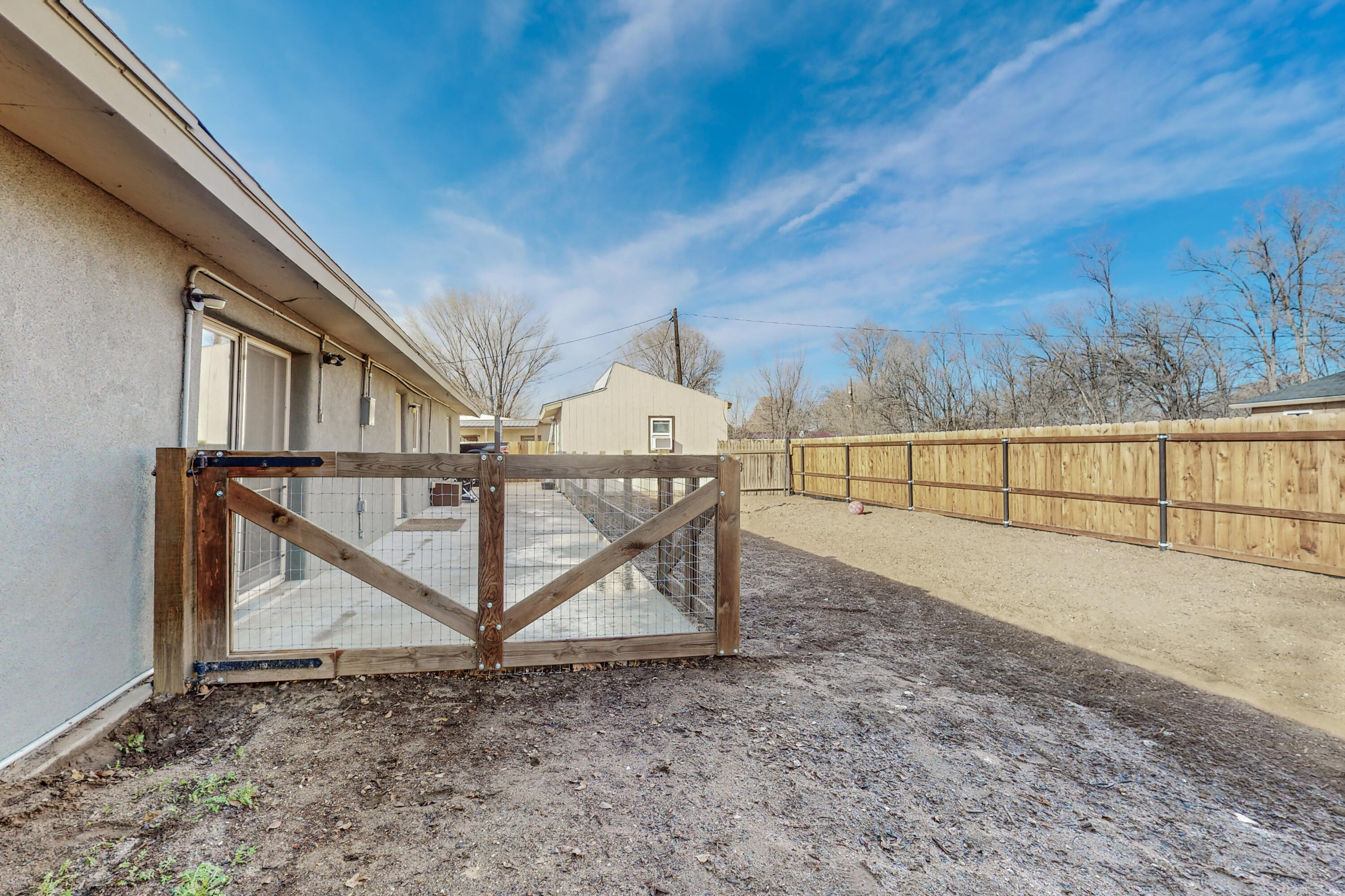 2407 Shasta Road SW