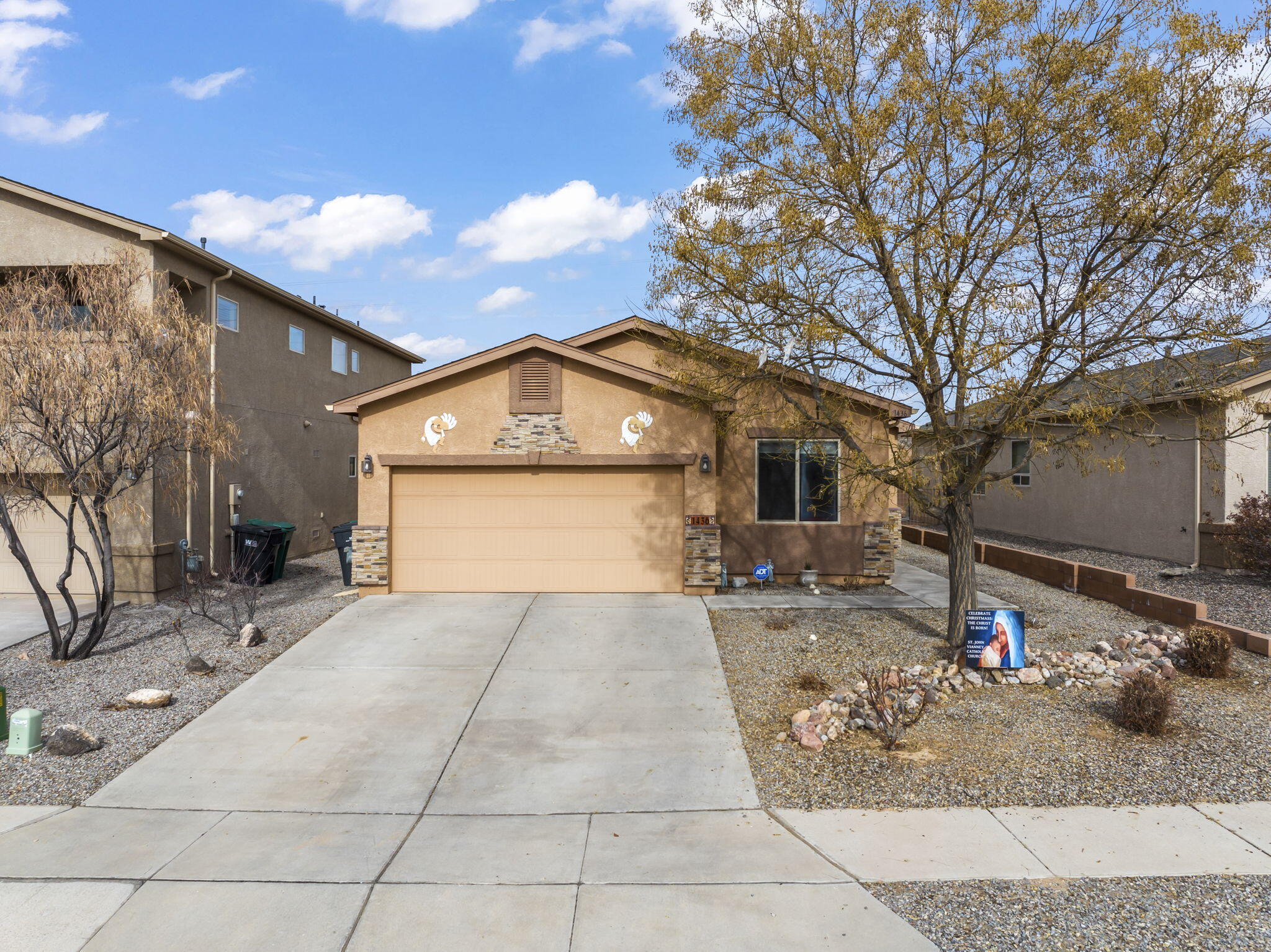 1436 Desert Paintbrush Loop NE
