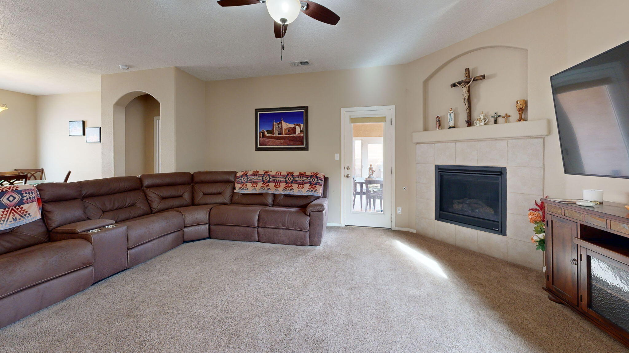 1436 Desert Paintbrush Loop NE