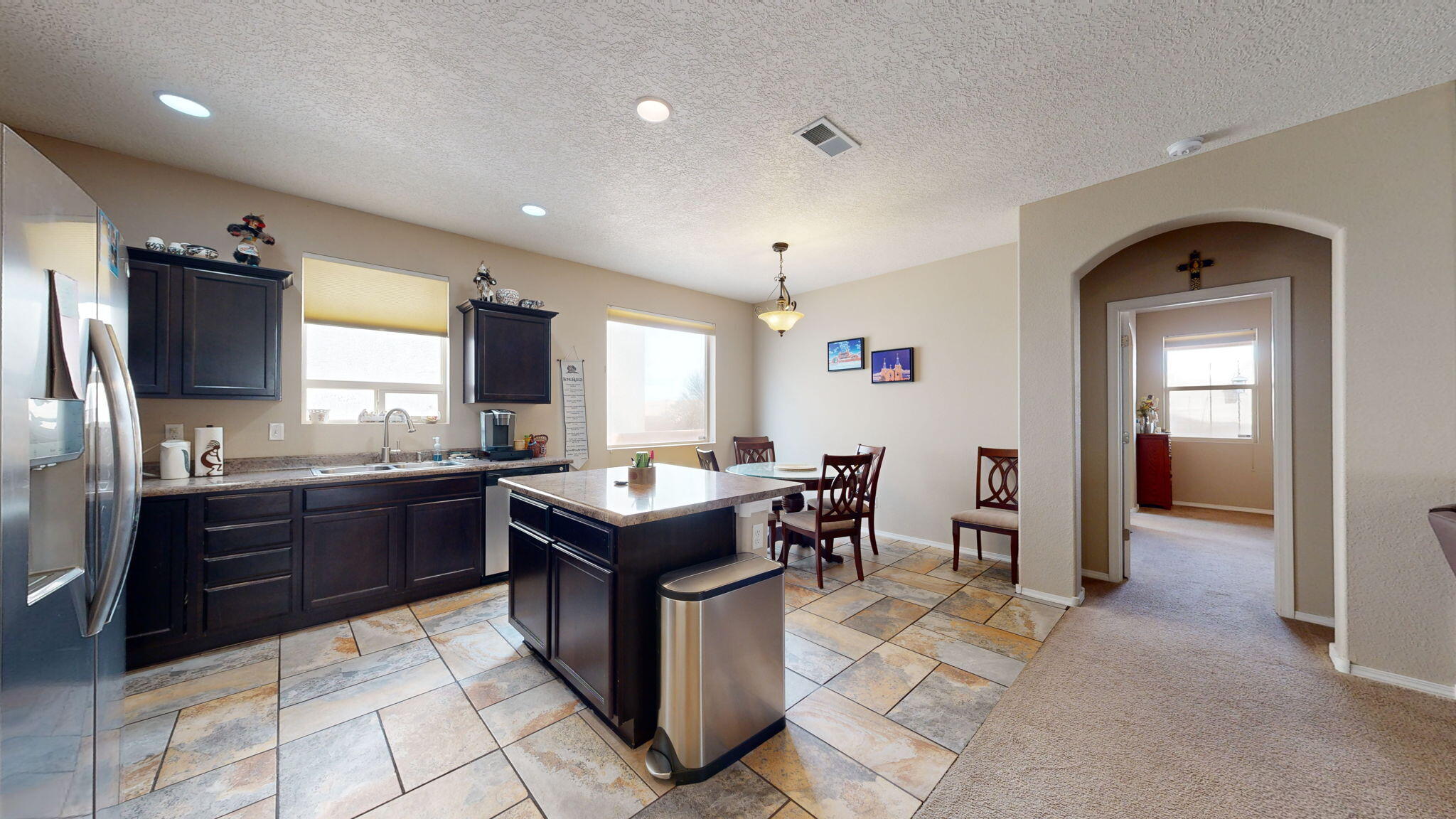 1436 Desert Paintbrush Loop NE