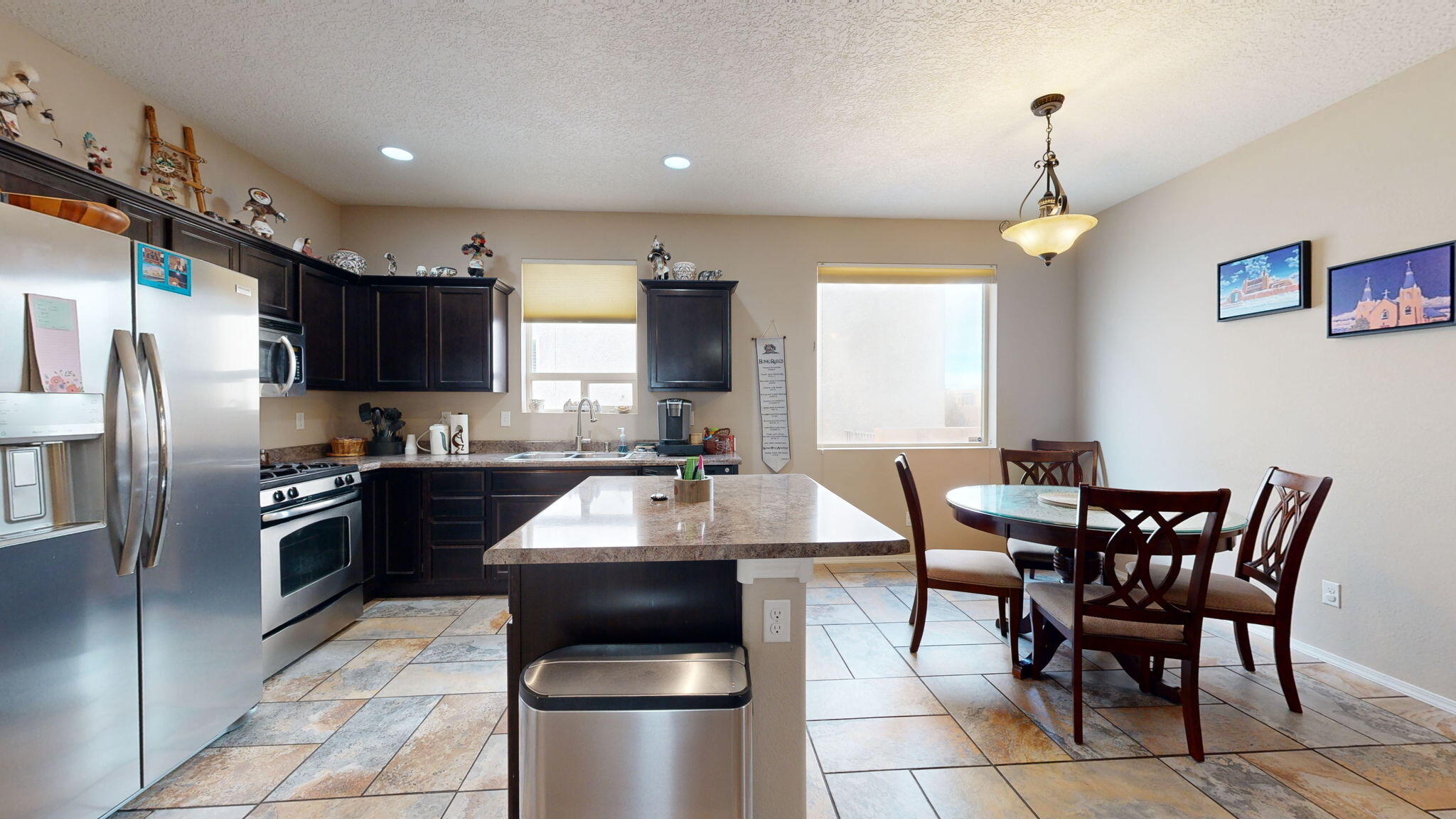 1436 Desert Paintbrush Loop NE