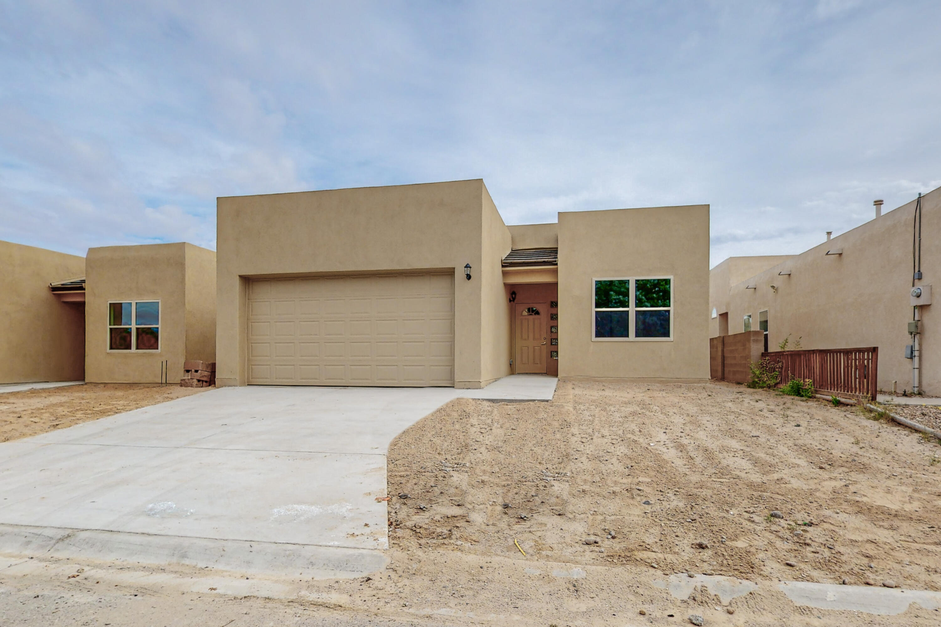 114 Tierra Del Sol Loop