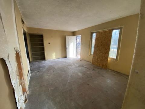 605 Ortiz Drive SE