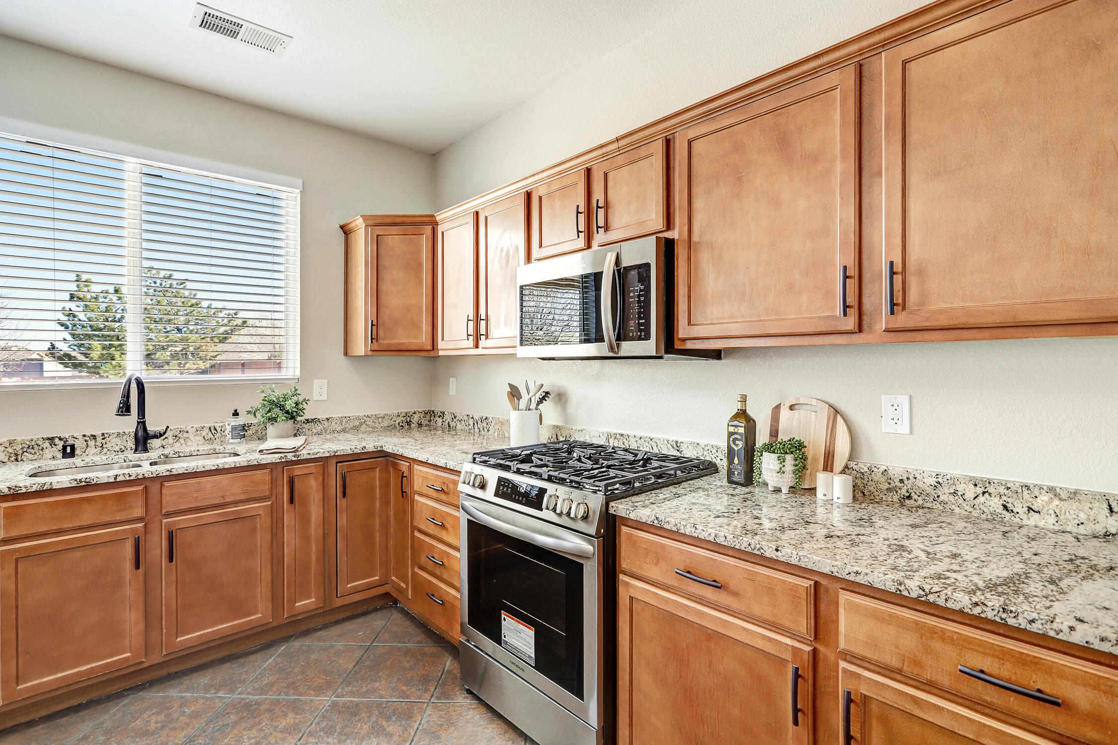 3824 Rolling Meadows Drive NE