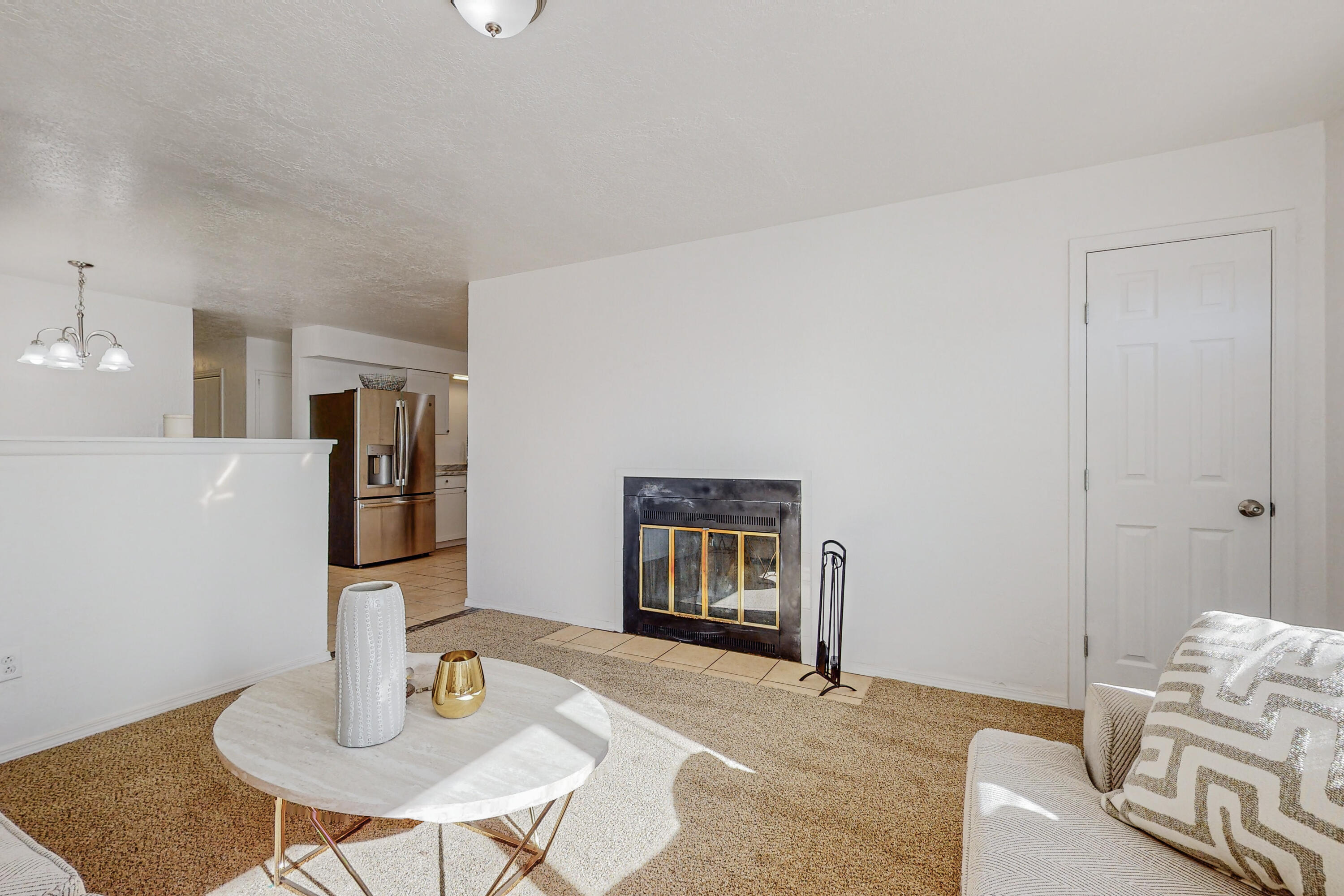 6071 Redlands Road NW