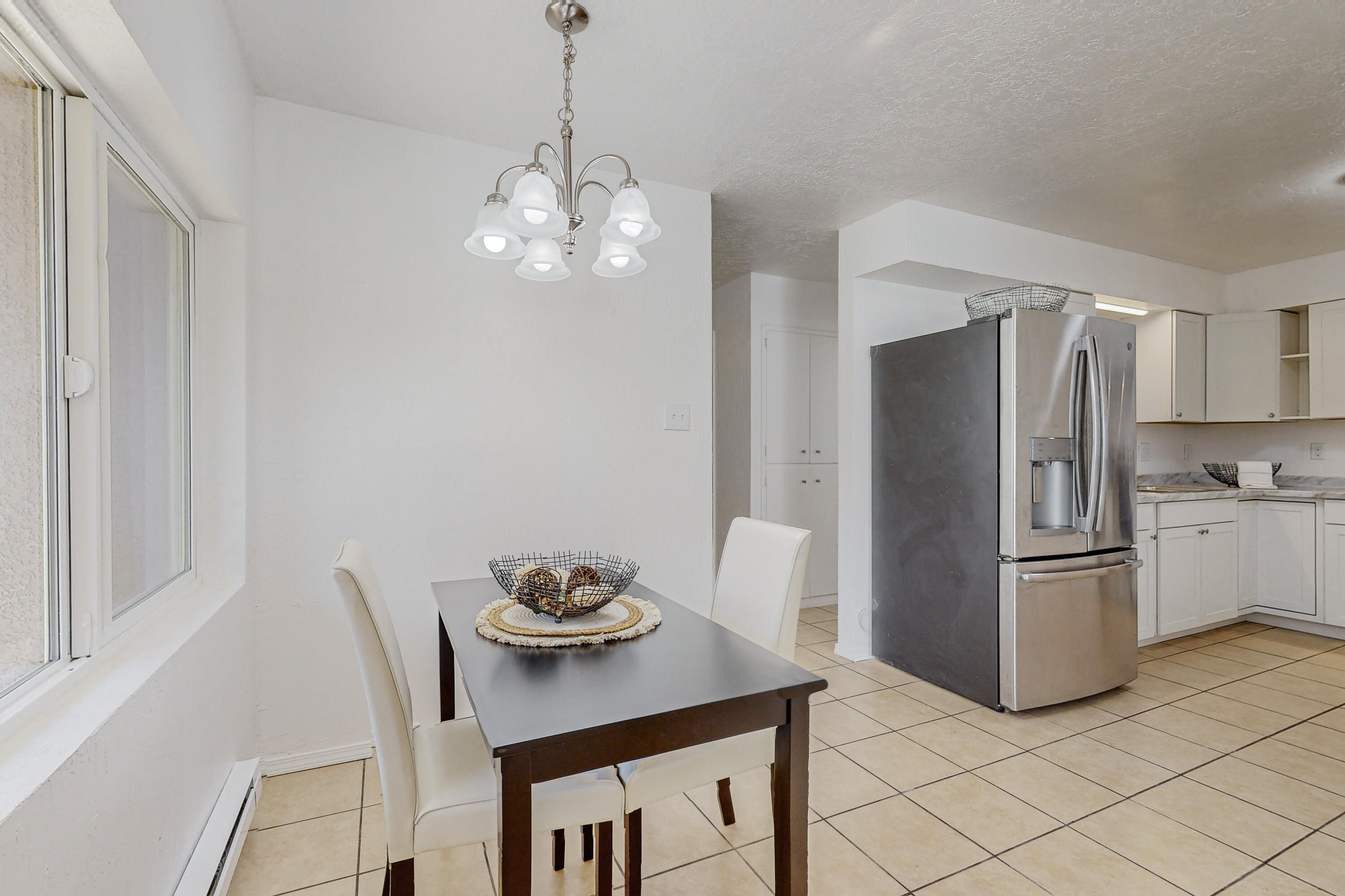 6071 Redlands Road NW