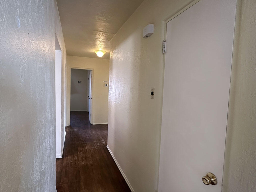 804 Cardenas Drive NE