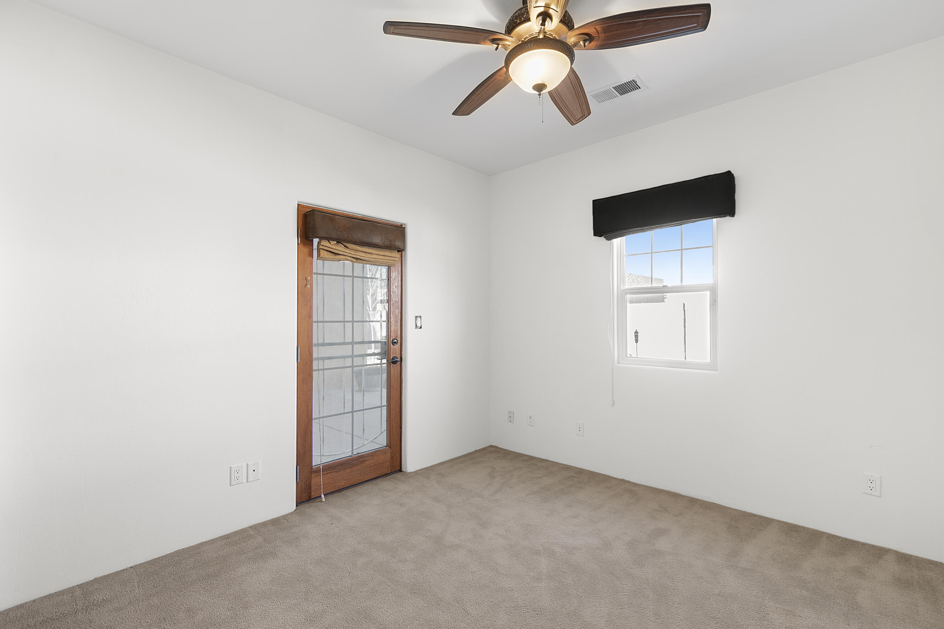 380 Dennis Drive NE