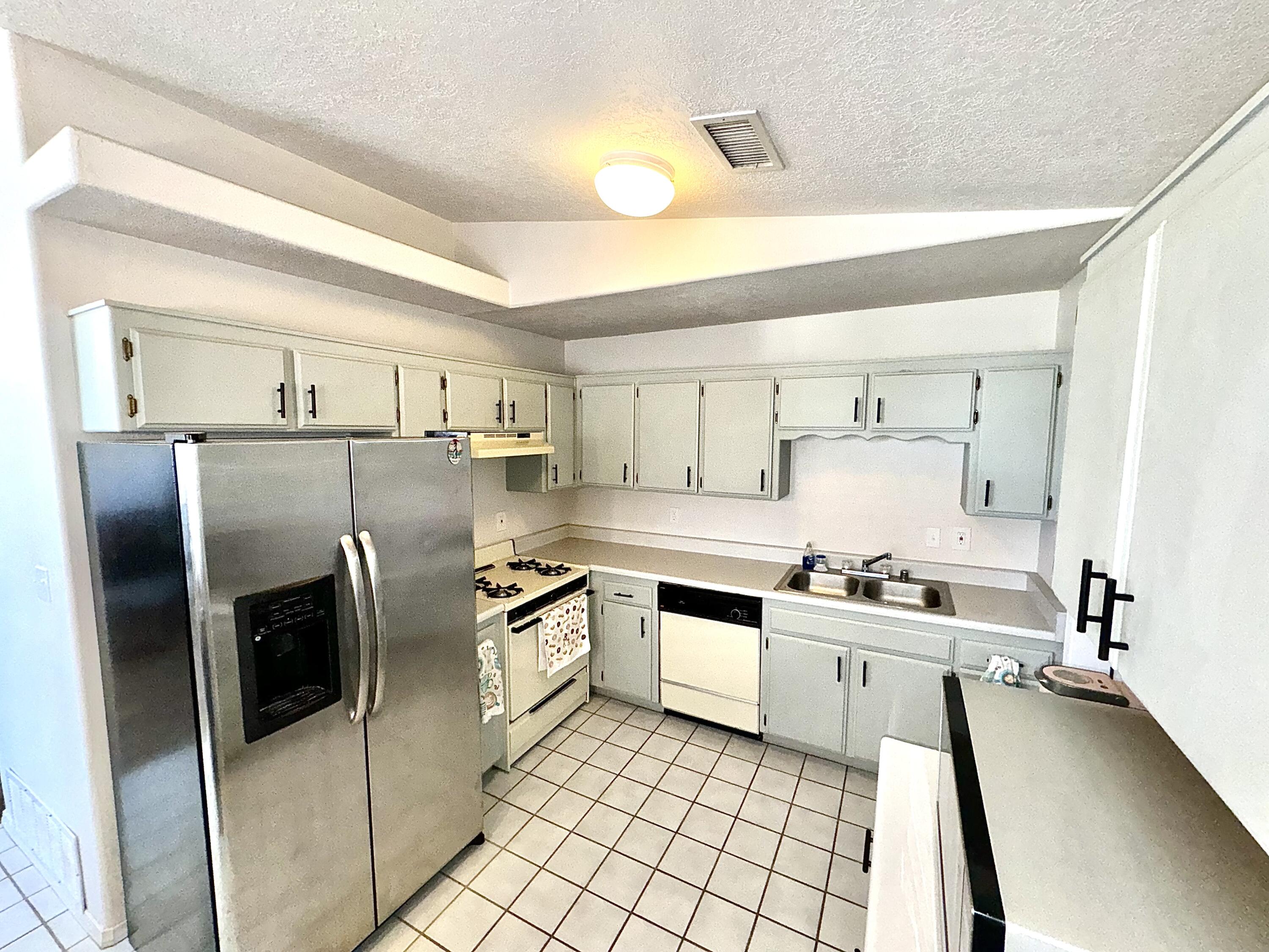 1041 Cypress Court
