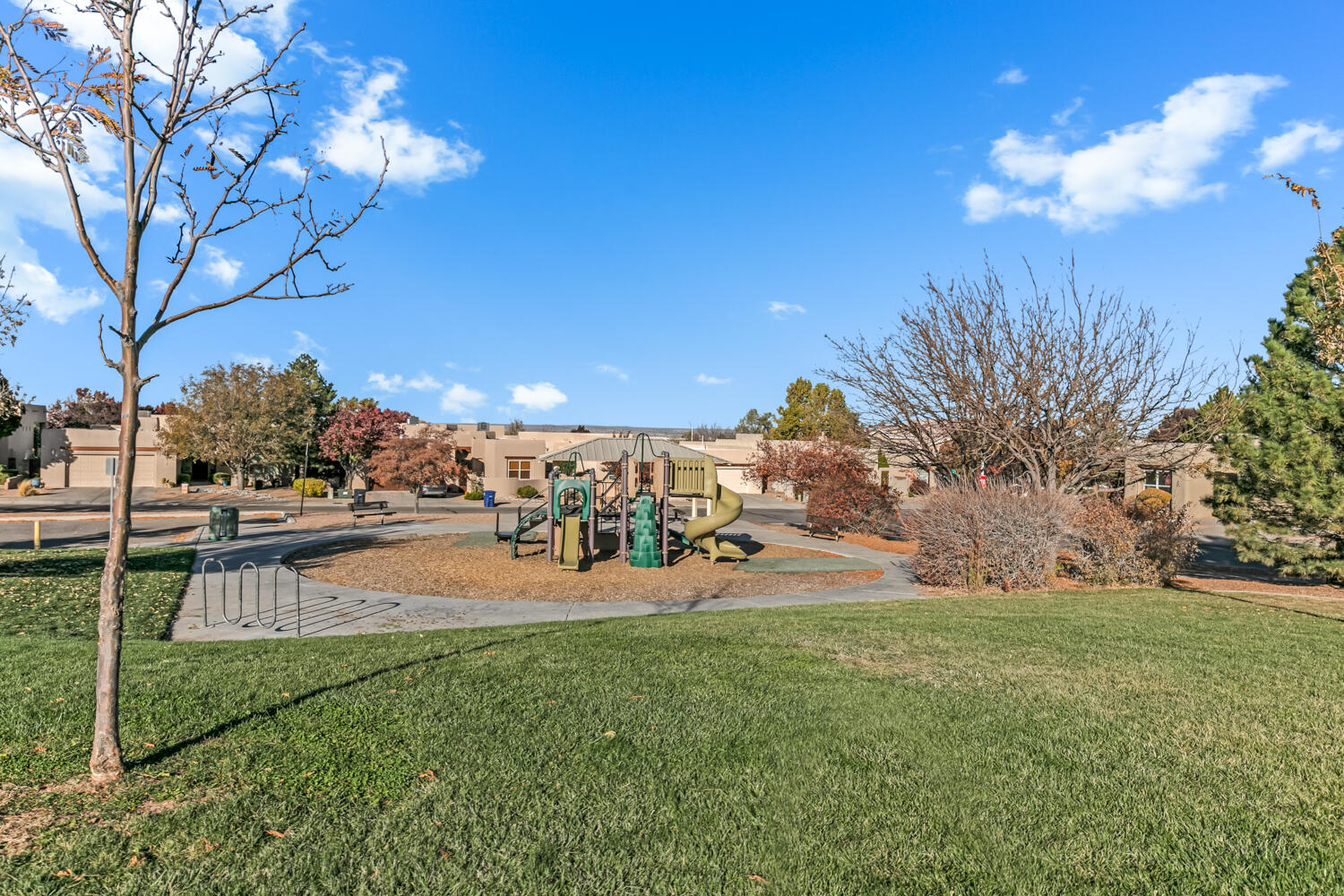 9123 Autumn Rose Drive NE