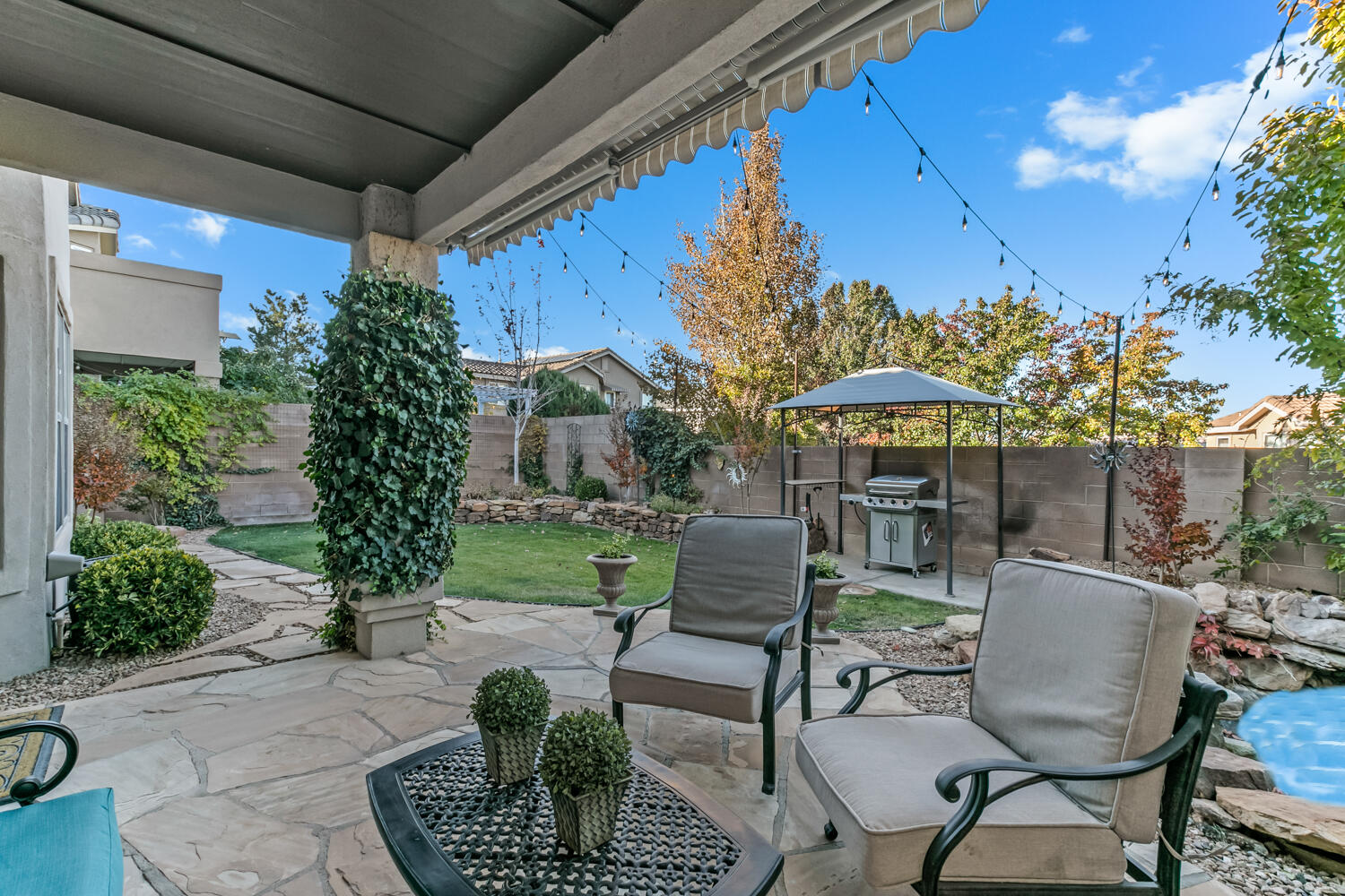 9123 Autumn Rose Drive NE
