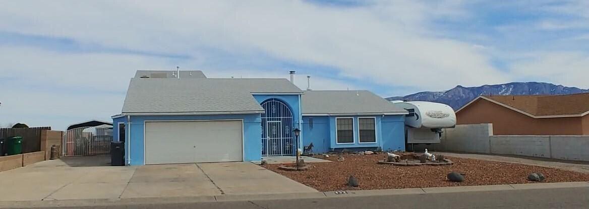 433 Pyrite Drive NE