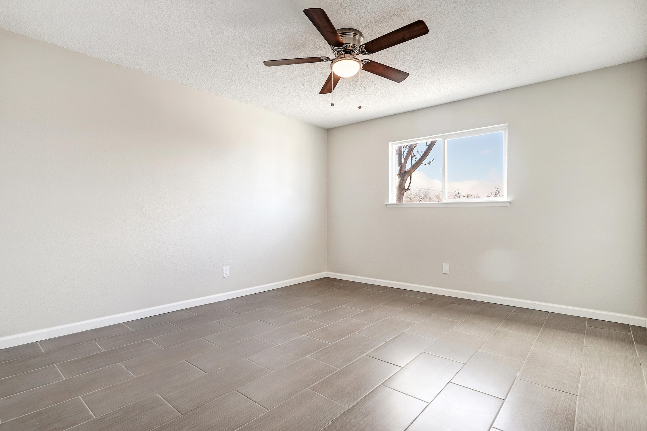 14212 Turner Place NE