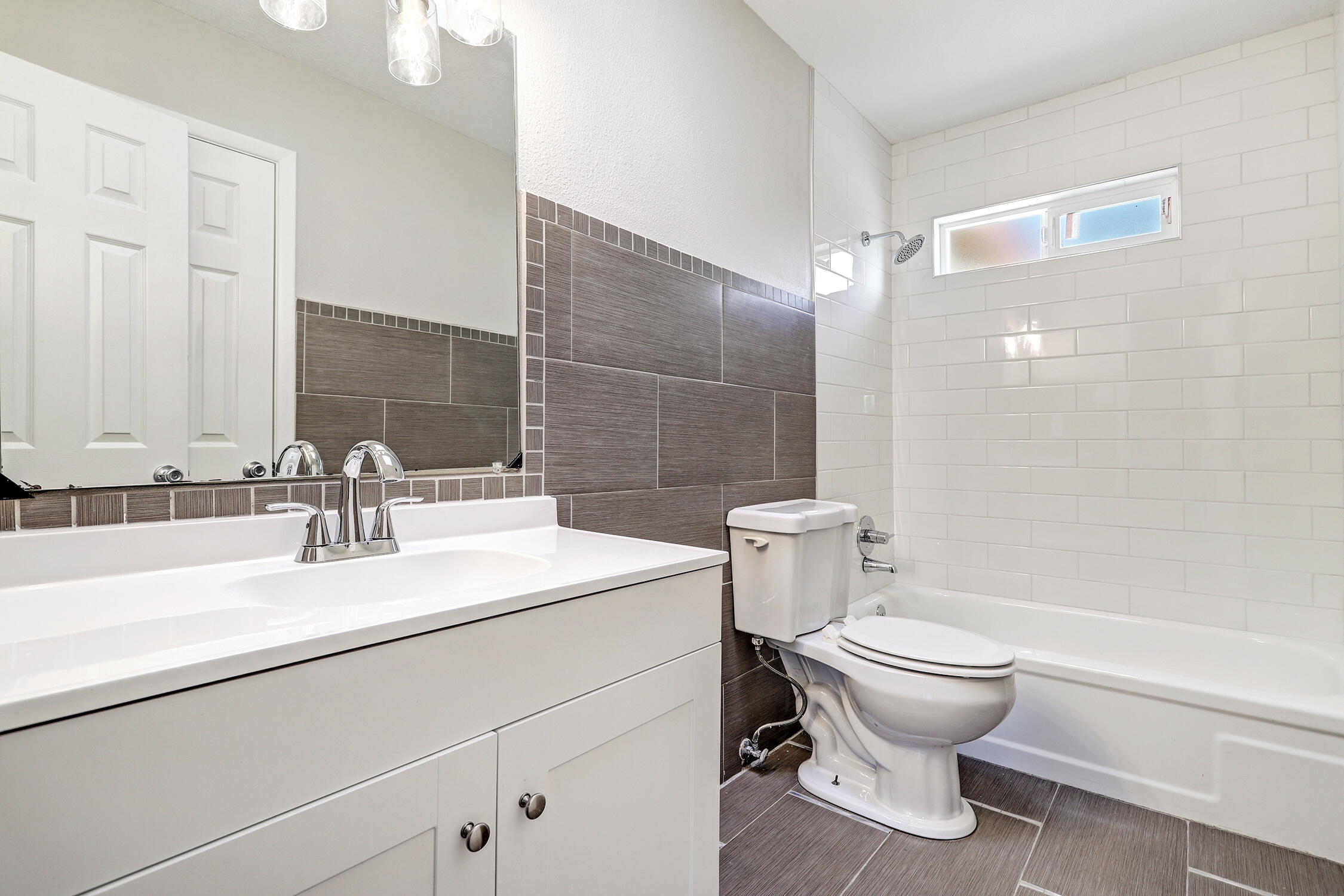 14212 Turner Place NE