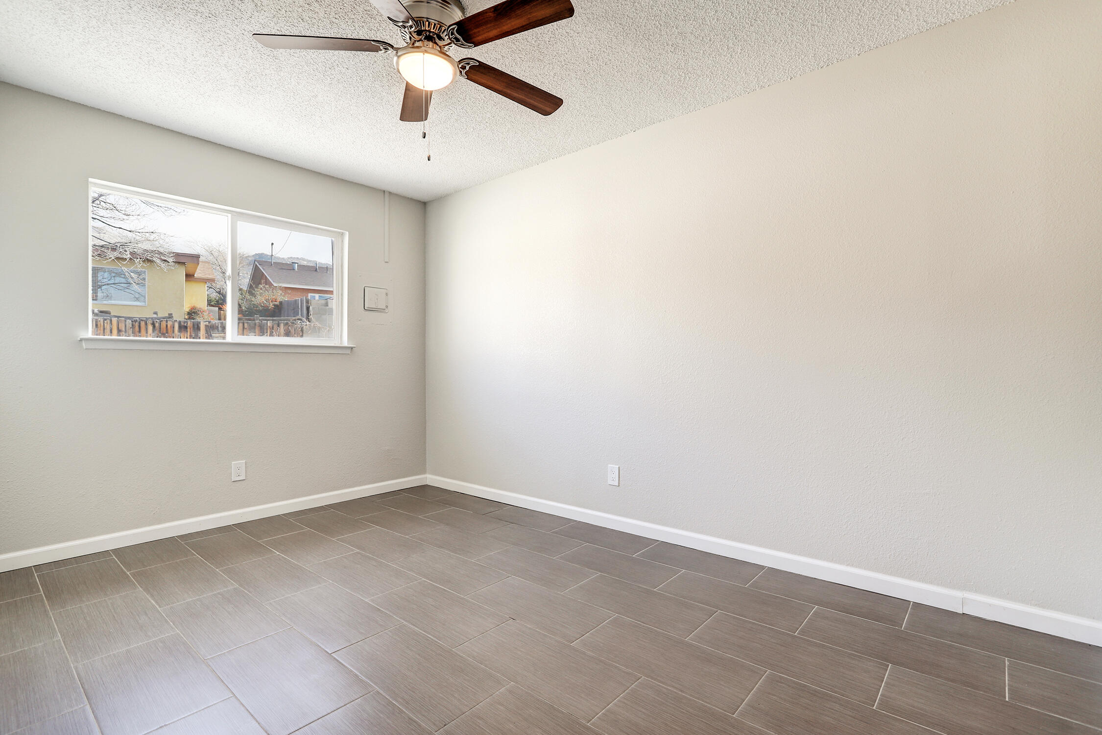 14212 Turner Place NE