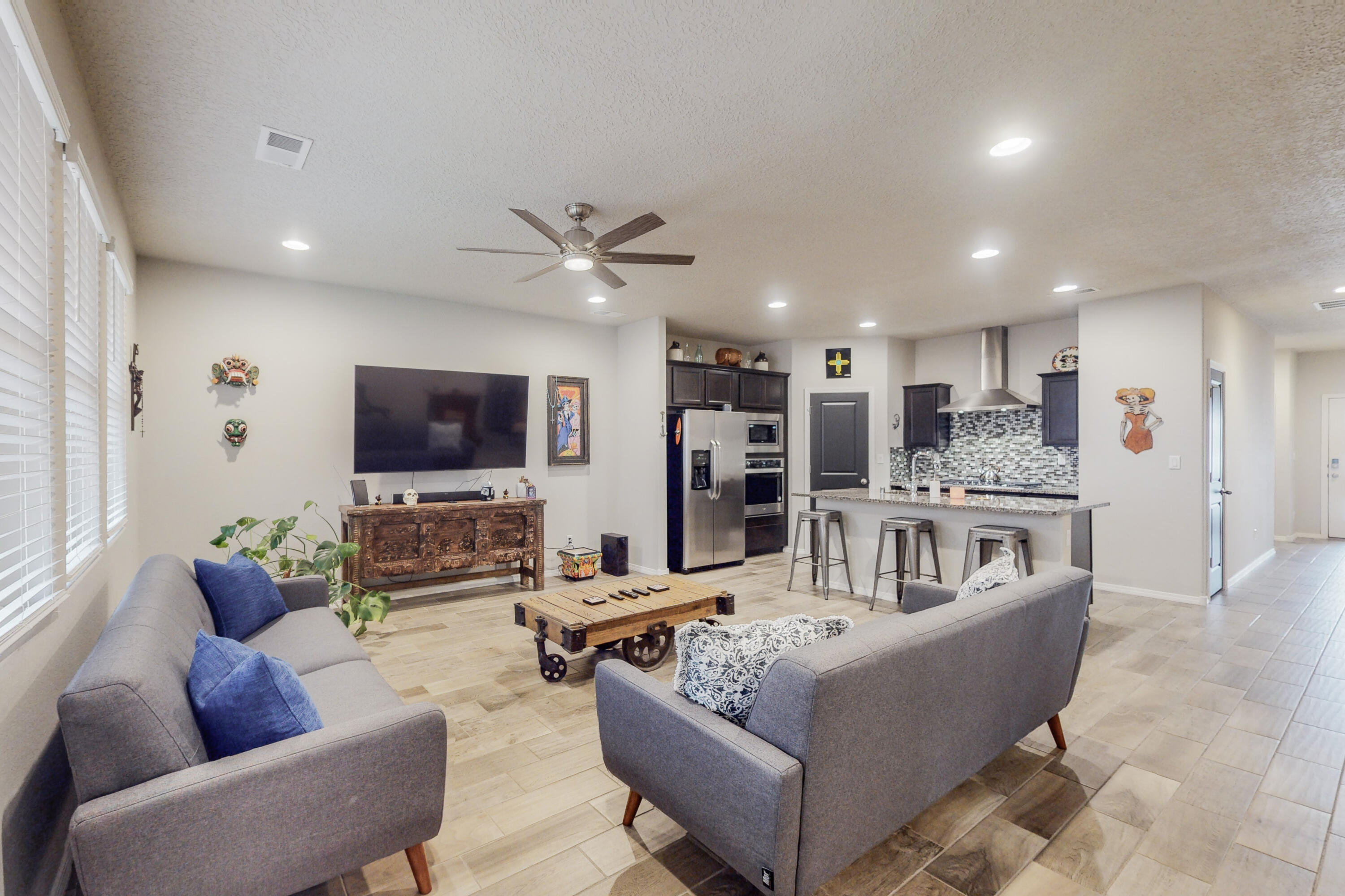 4231 Summit Park Road NE