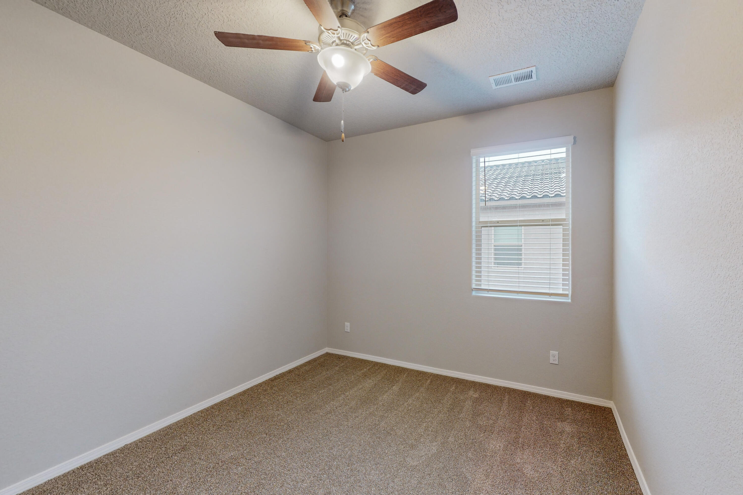 4231 Summit Park Road NE