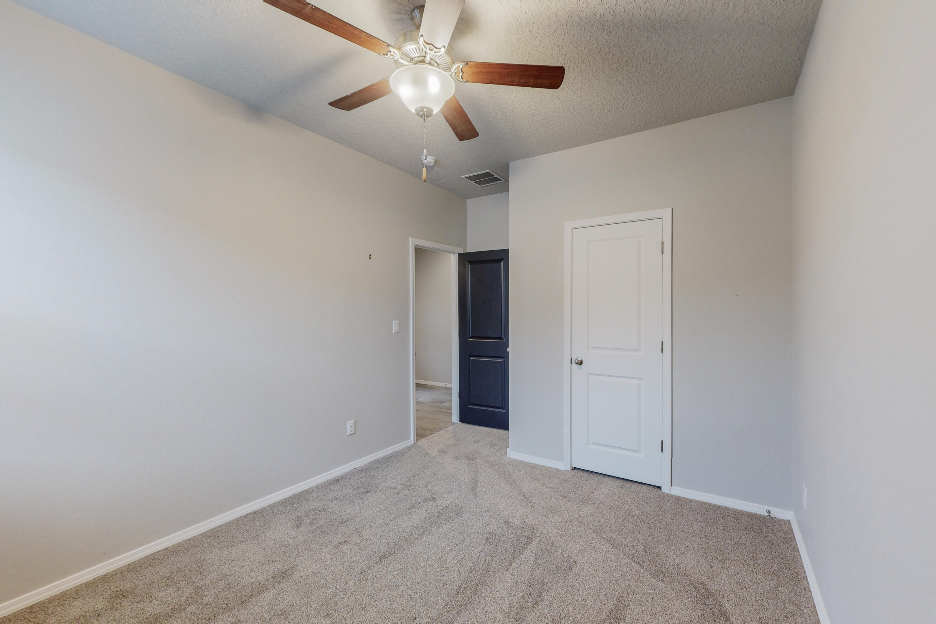 4231 Summit Park Road NE