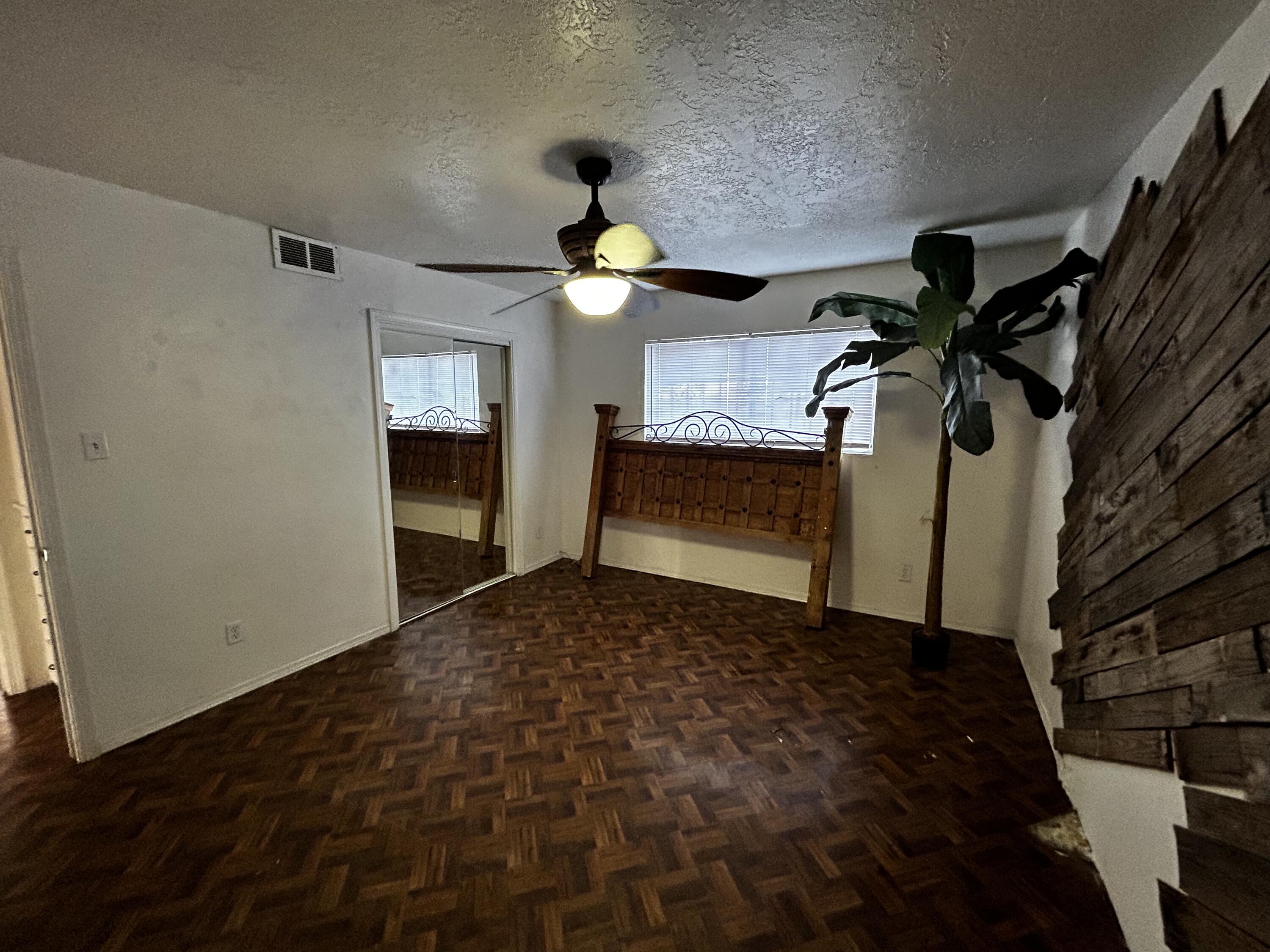 161 Pleasant Avenue NW