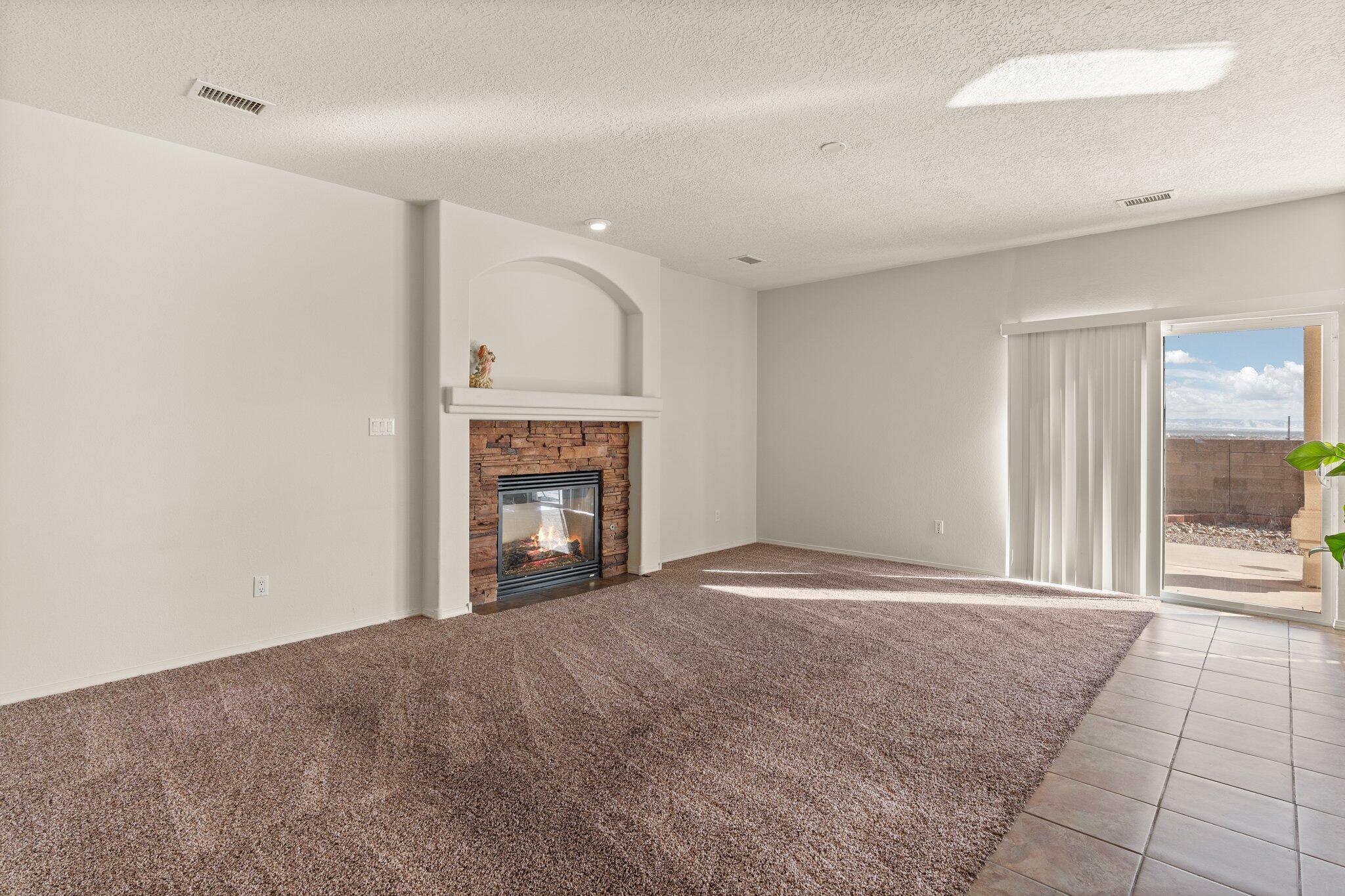 1311 Mirador Loop NE