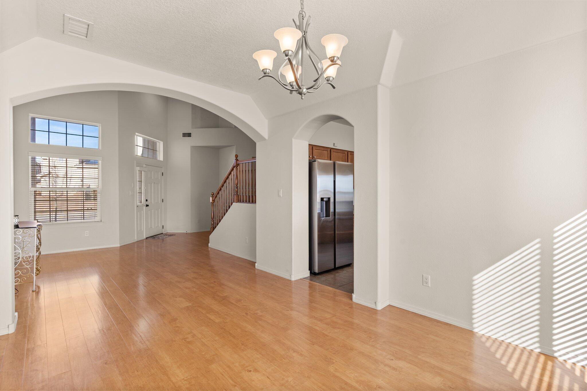 1311 Mirador Loop NE