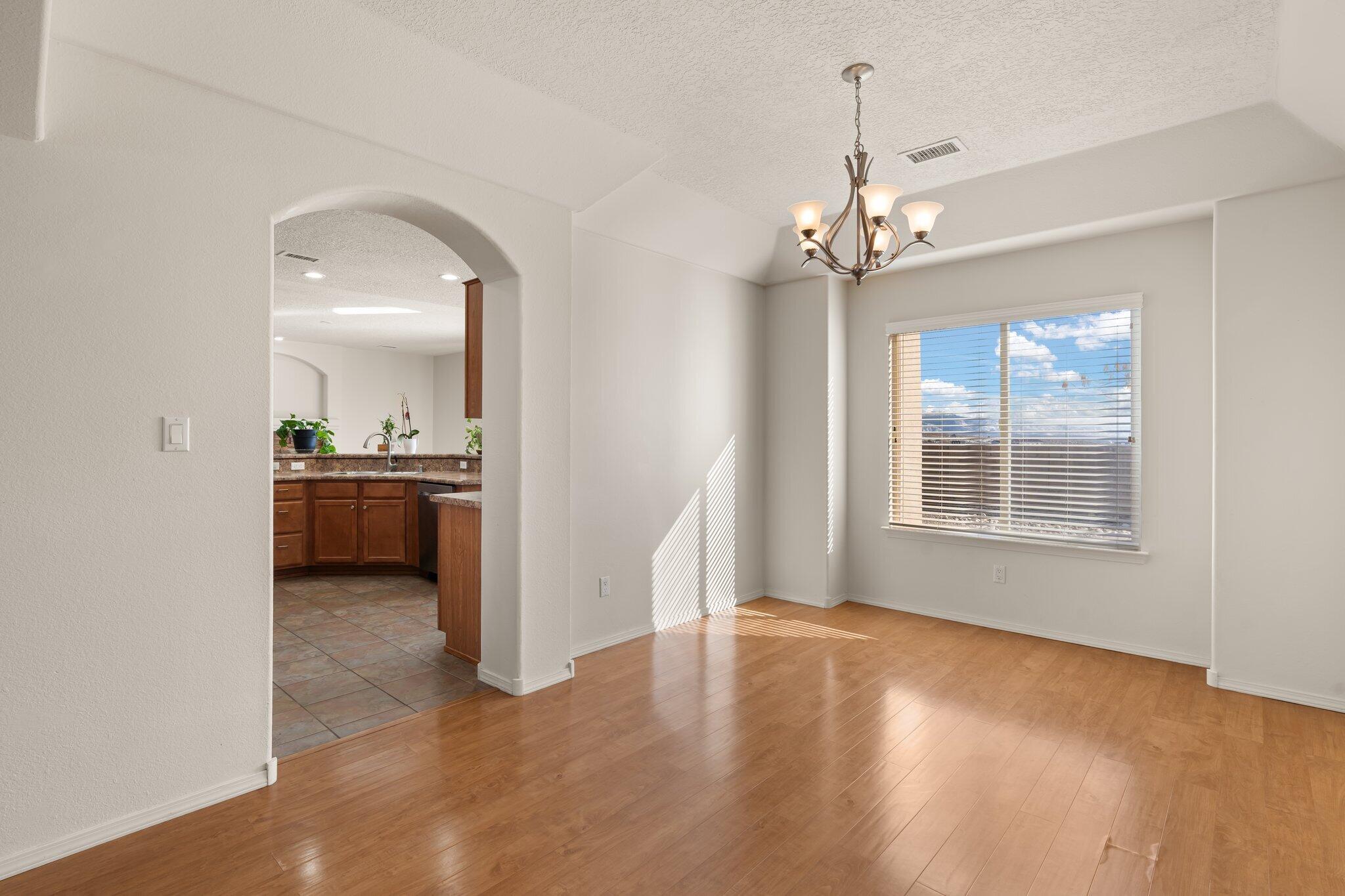 1311 Mirador Loop NE