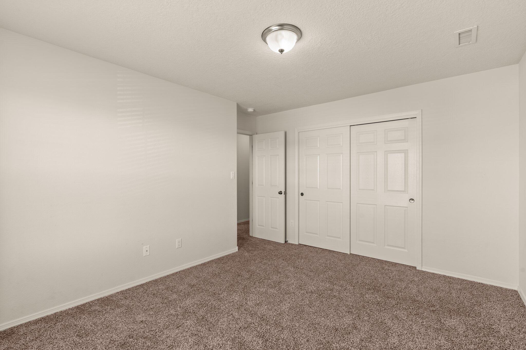 1311 Mirador Loop NE