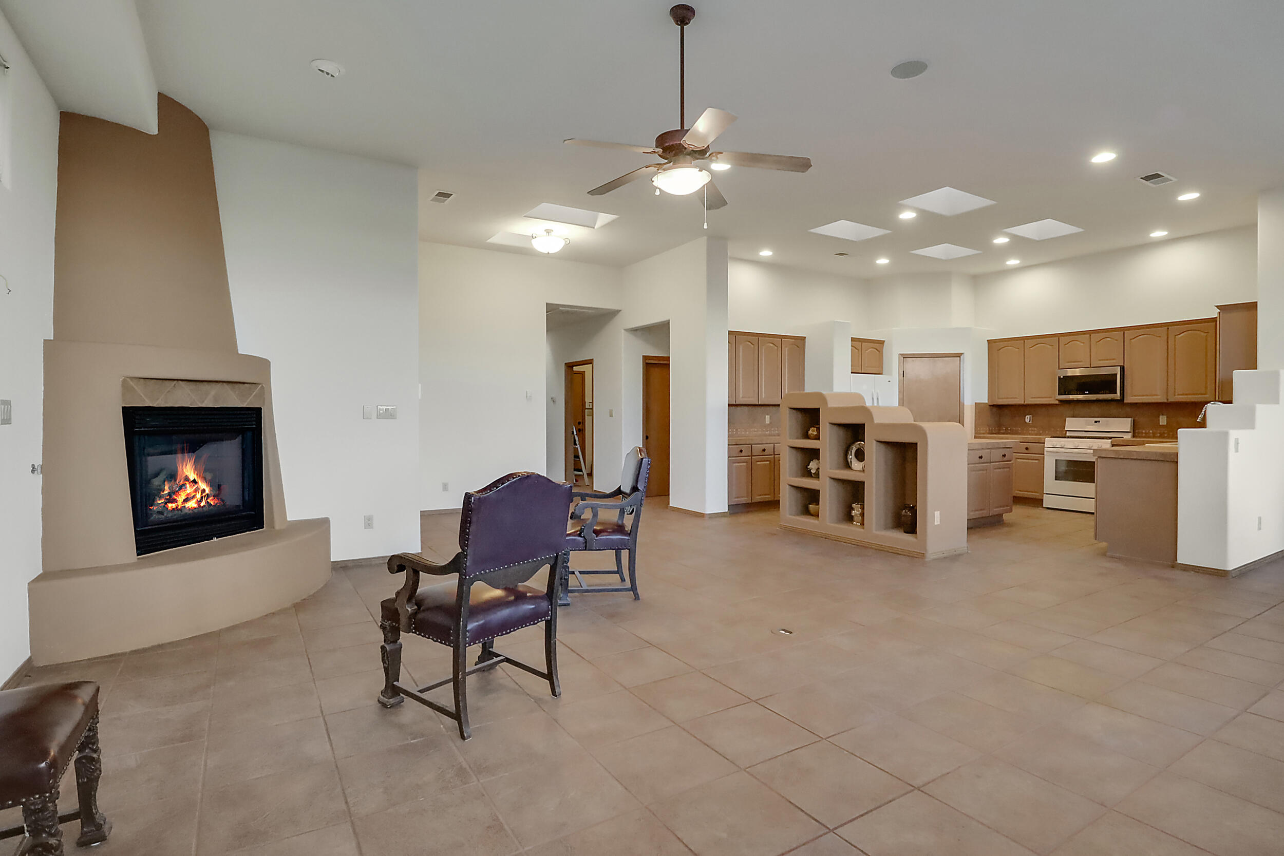 4612 Mi Cordelia Drive NW