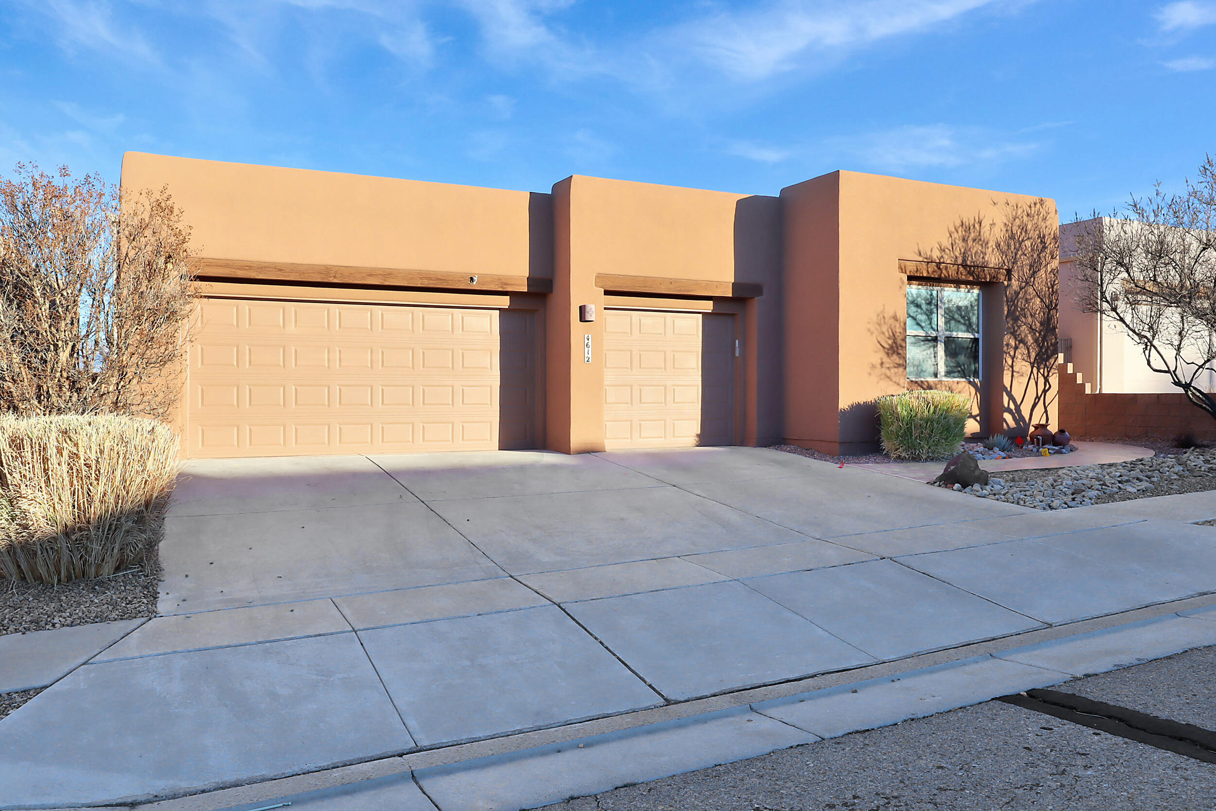 4612 Mi Cordelia Drive NW