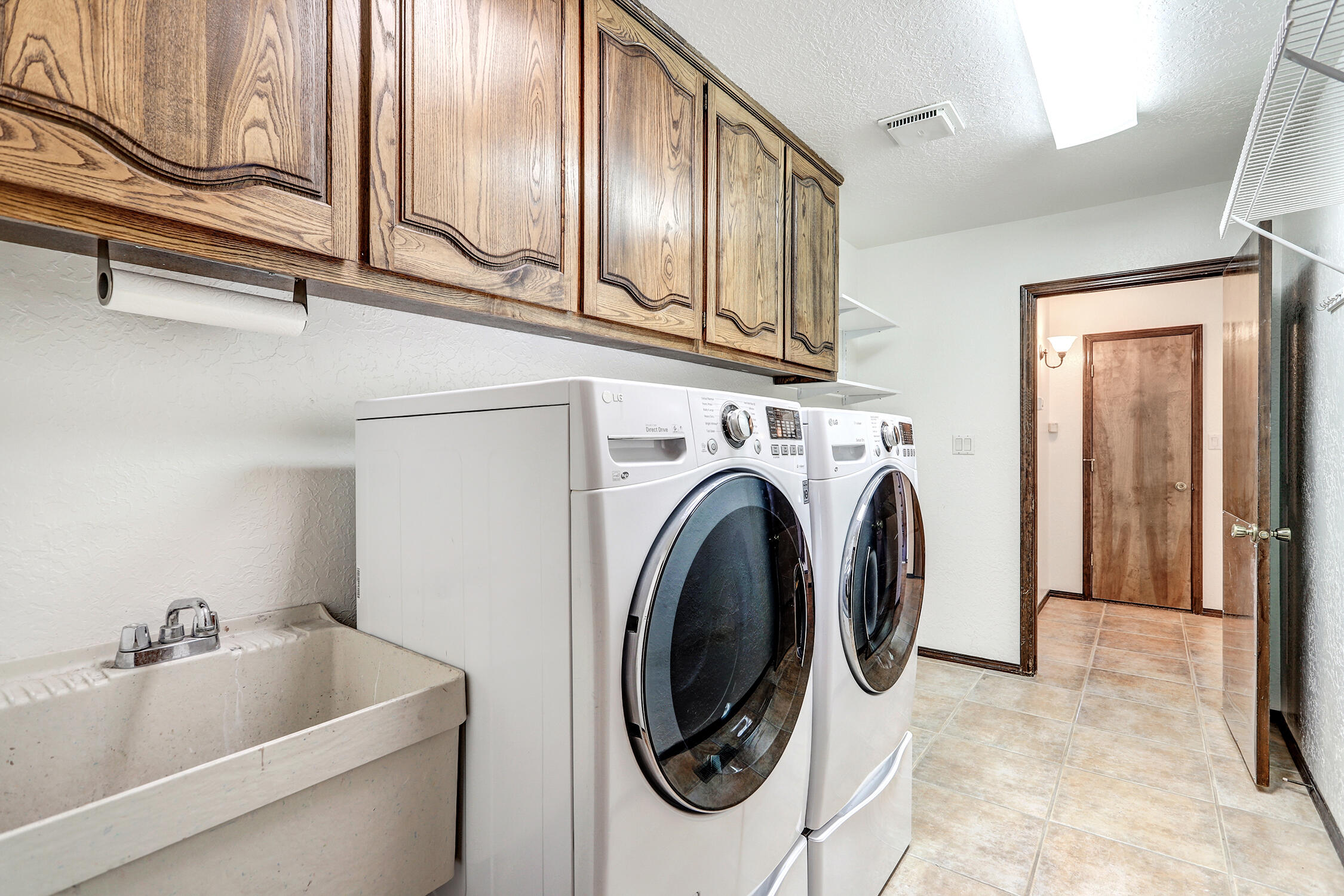 1124 Castellano Court SE