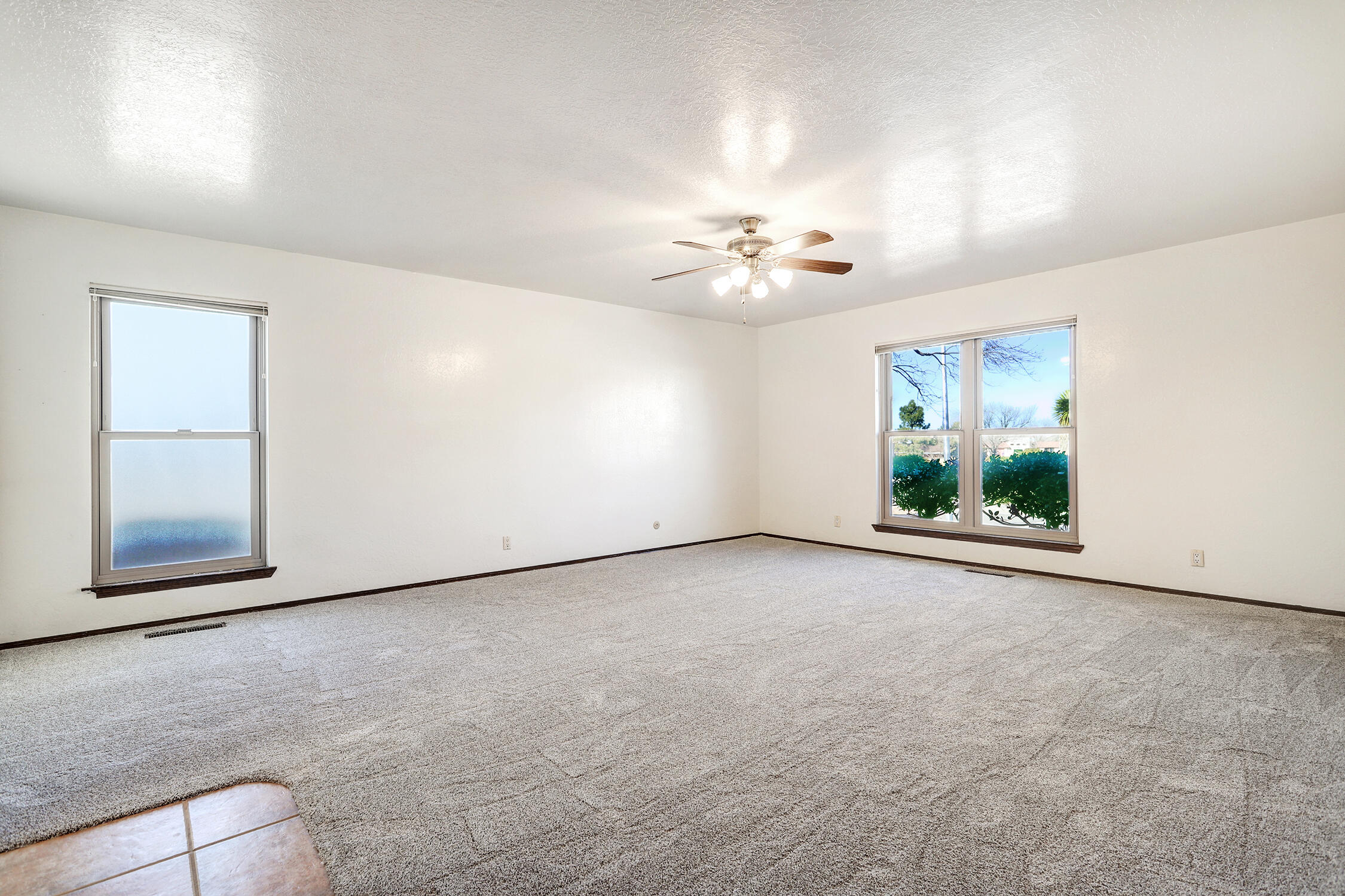 1124 Castellano Court SE