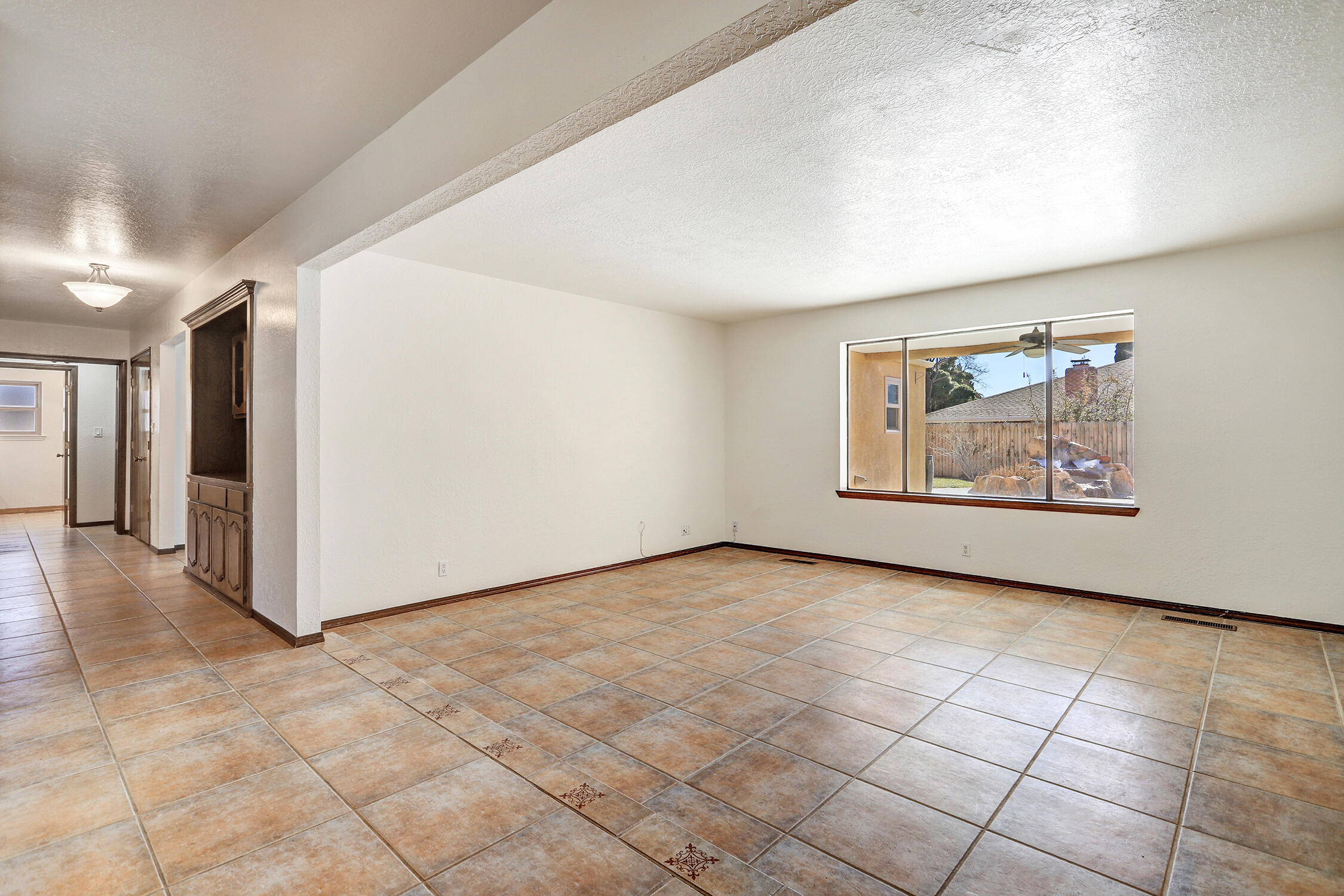 1124 Castellano Court SE