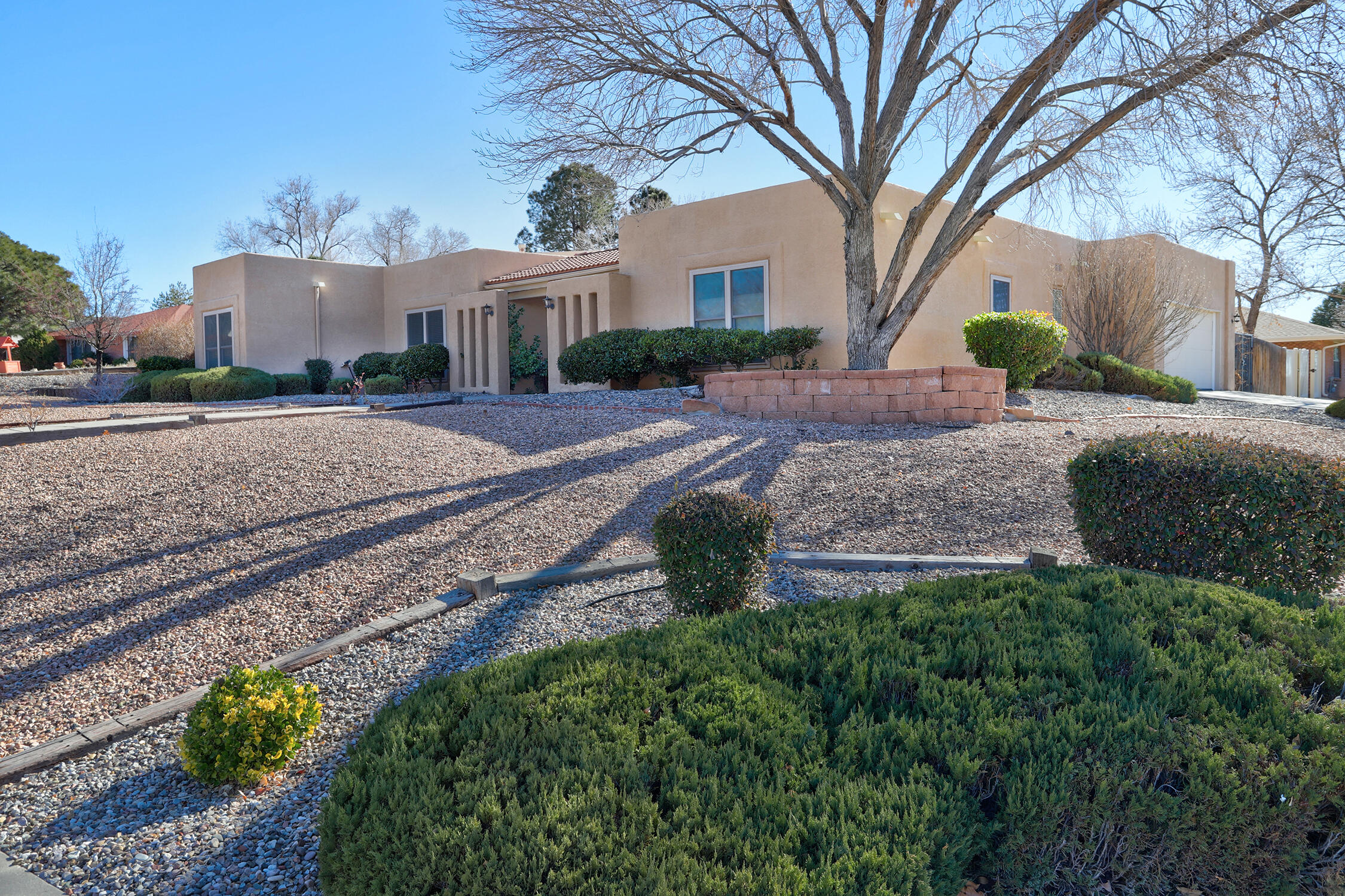 1124 Castellano Court SE