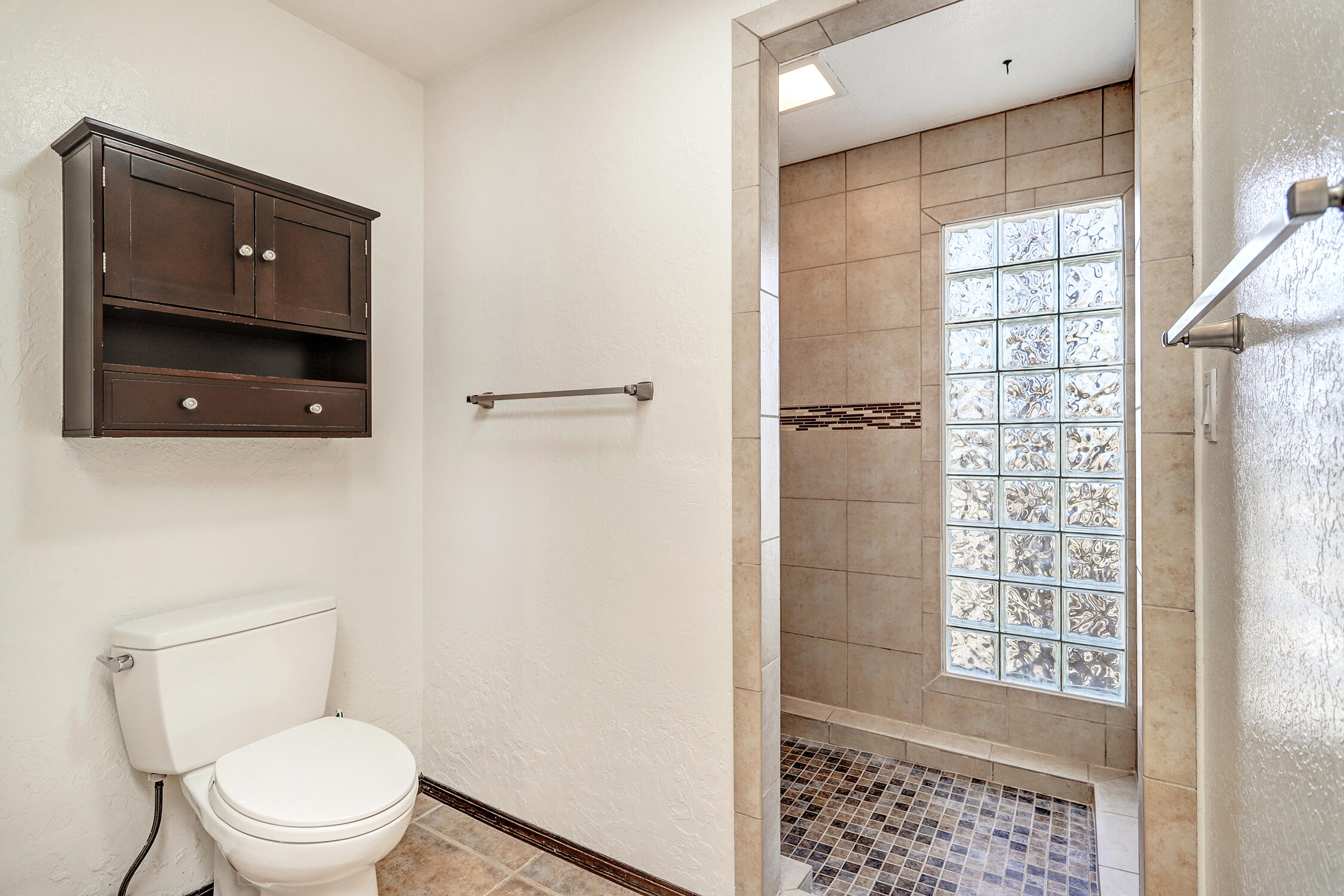 1124 Castellano Court SE