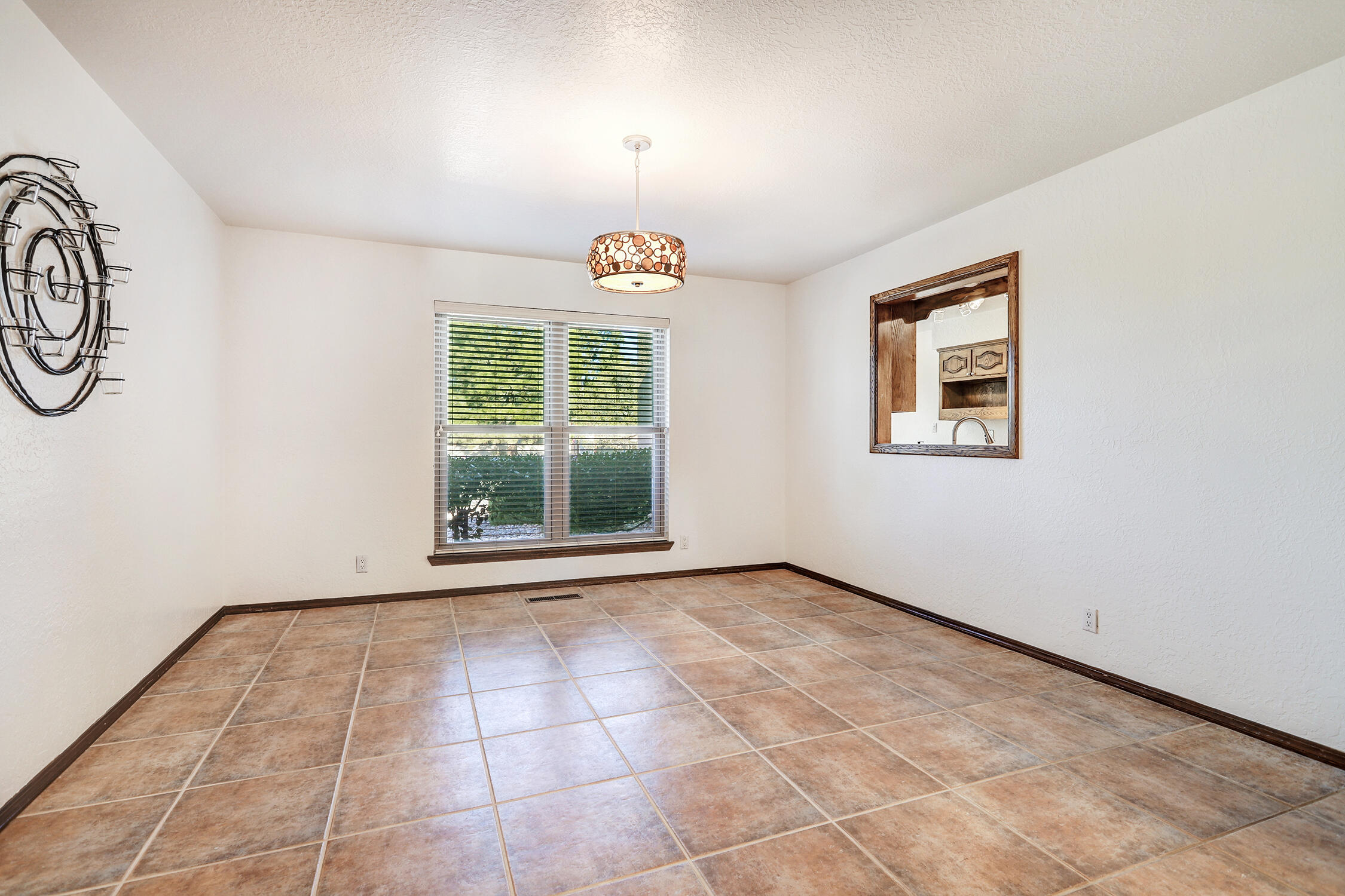 1124 Castellano Court SE