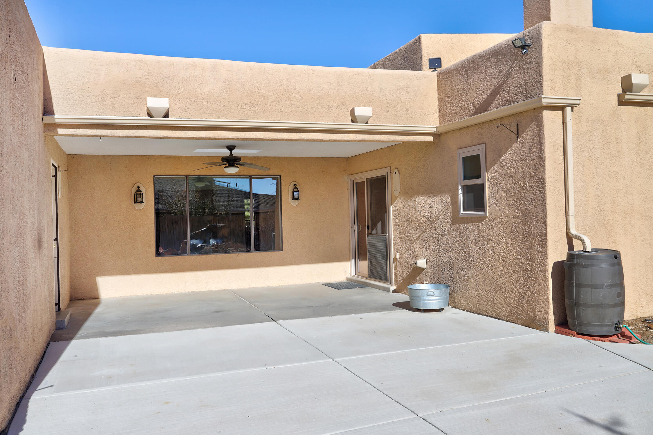 1124 Castellano Court SE