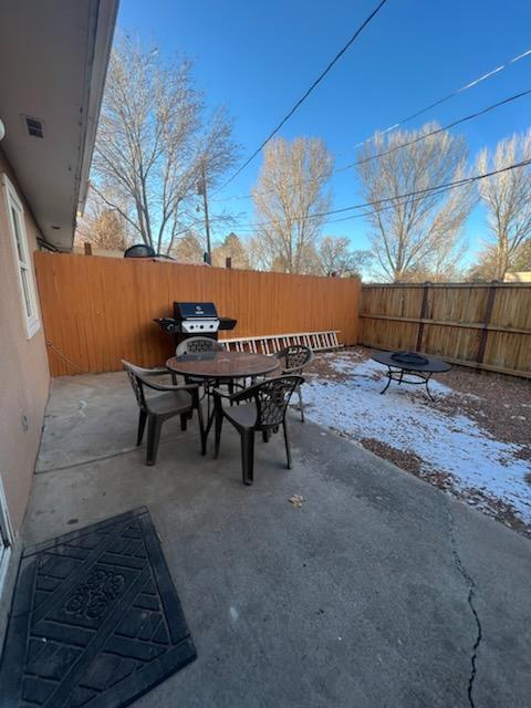 641 Camino Floretta NW
