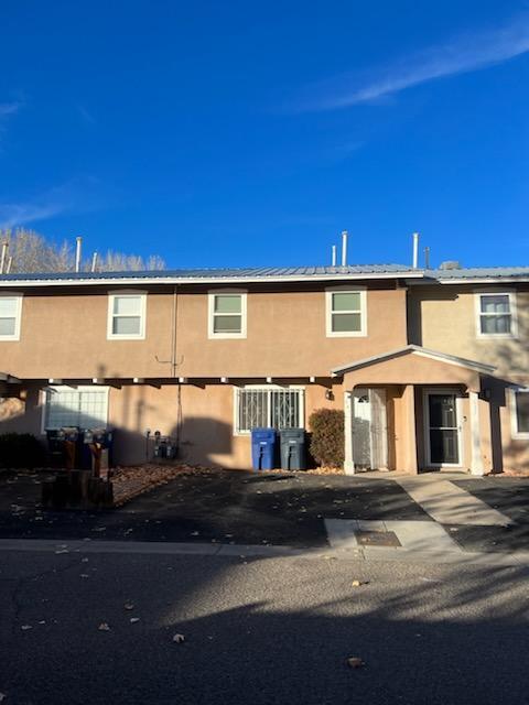 641 Camino Floretta NW