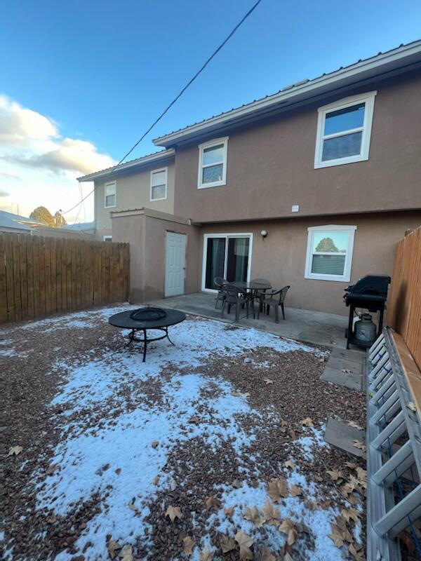 641 Camino Floretta NW