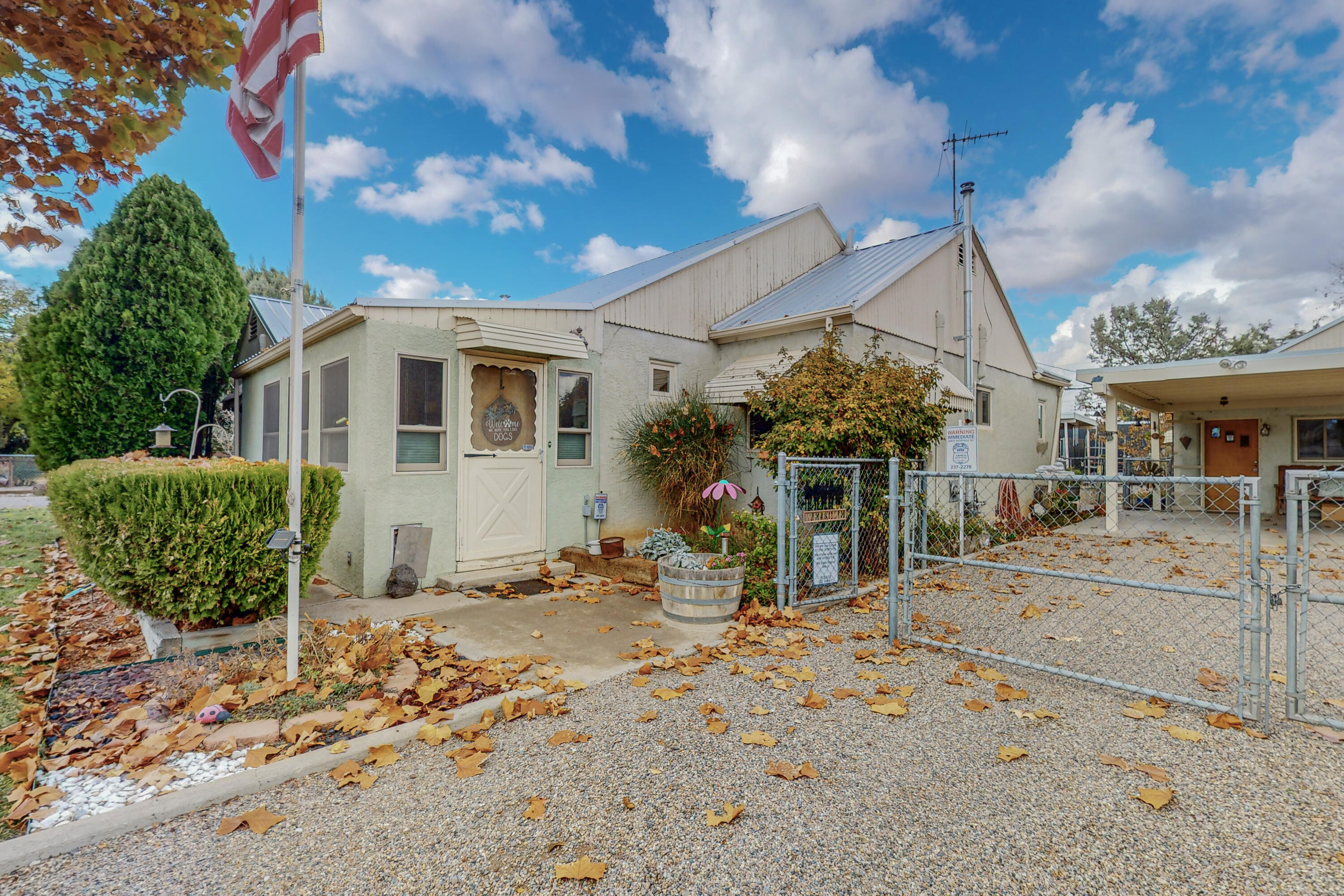 501 El Paraiso Road NW